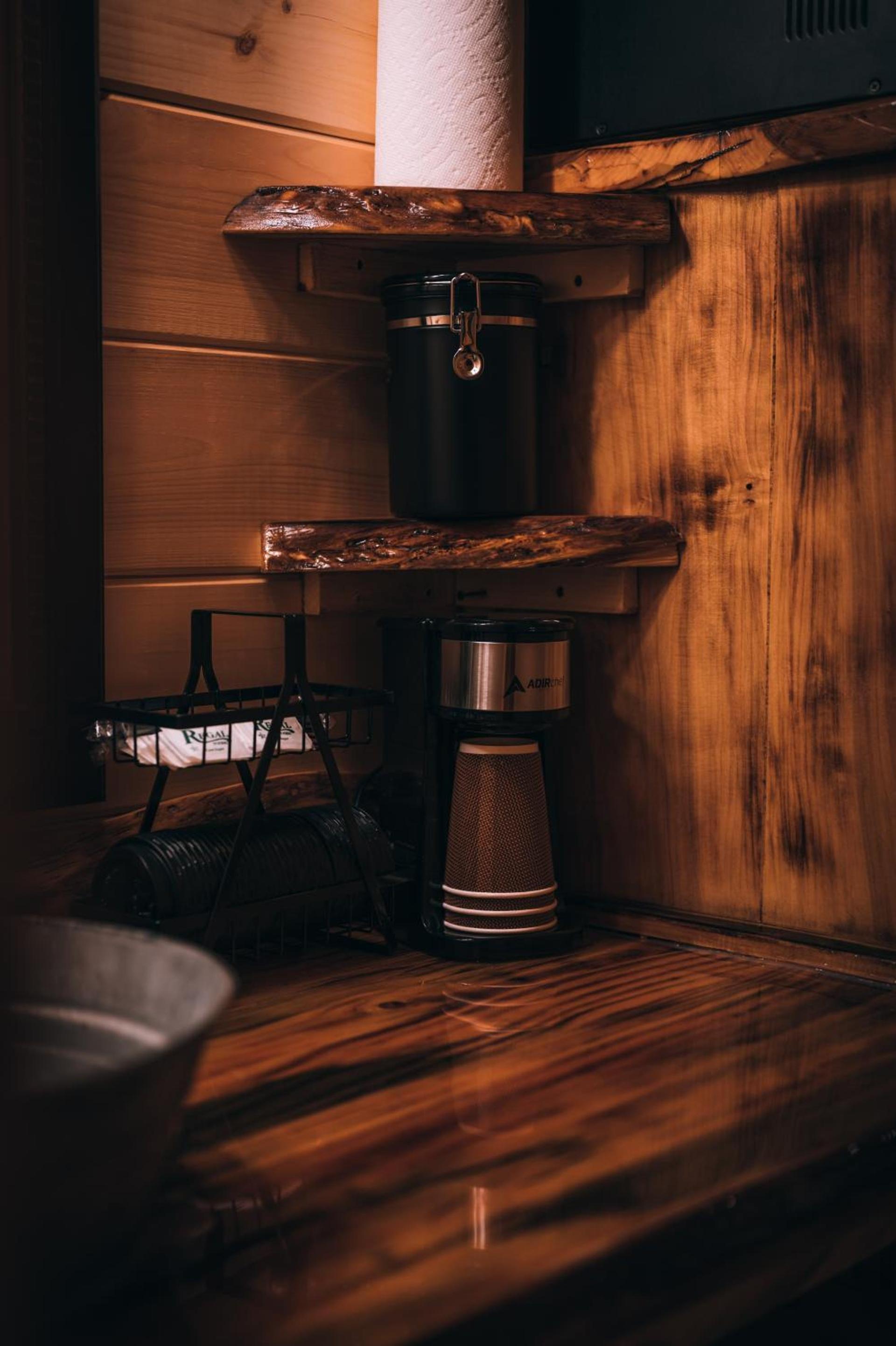 Cozy Cabins of Cosby photo 4