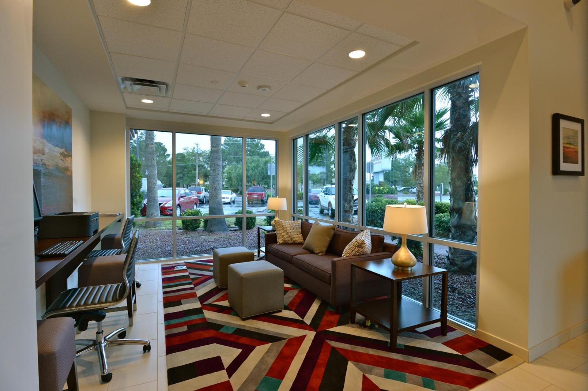 Hawthorn Extended Stay by Wyndham El Paso photo 28