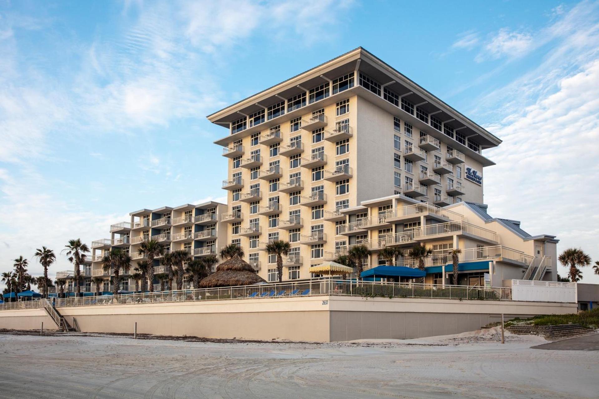 The Shores Resort & Spa photo 42