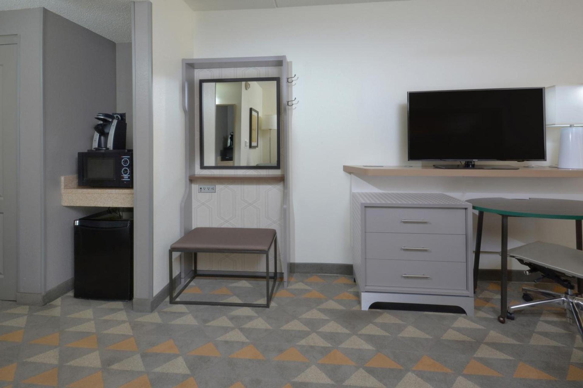 Holiday Inn Raleigh Durham Airport by IHG photo 61
