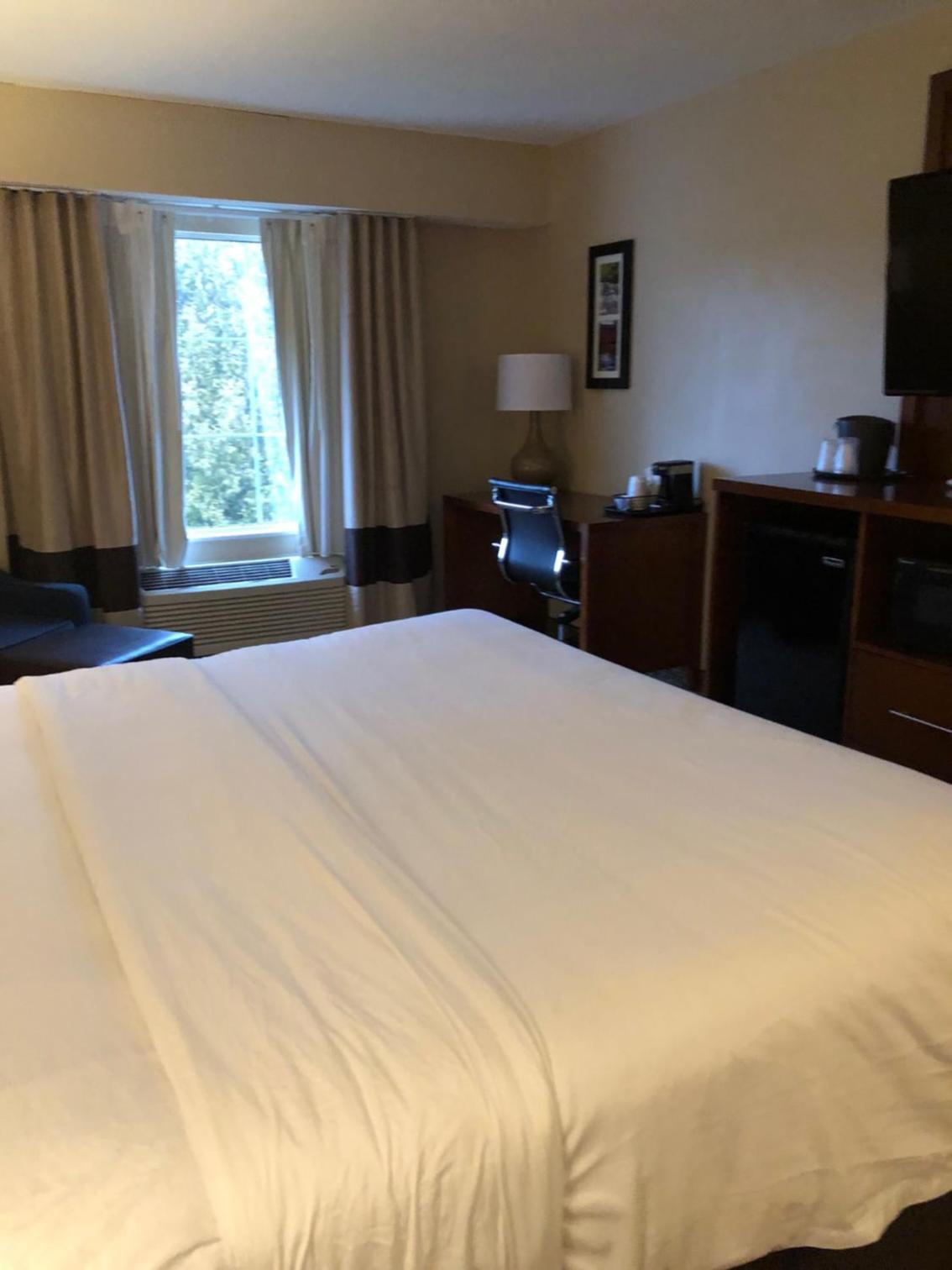 Wingate by Wyndham Grove City photo 17