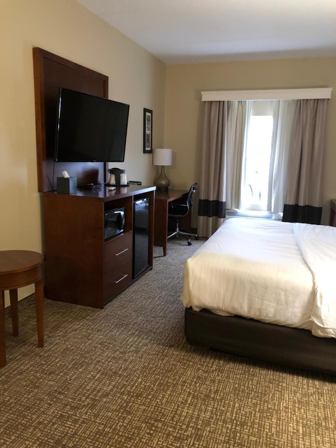 Wingate by Wyndham Grove City photo 21