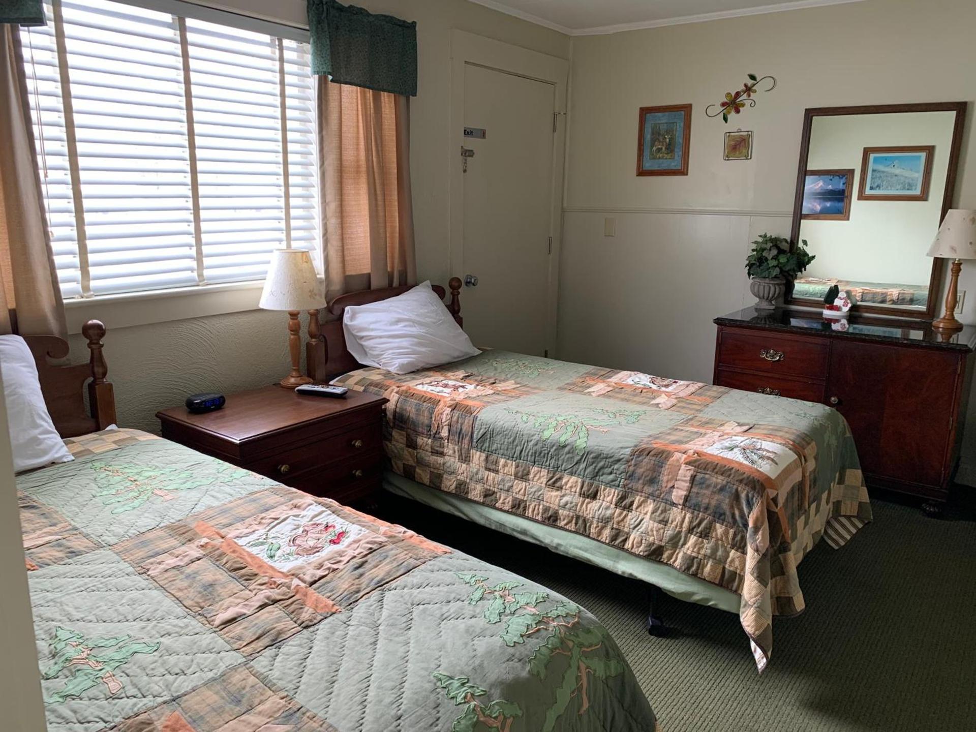 carrollmotel and cottages photo 12