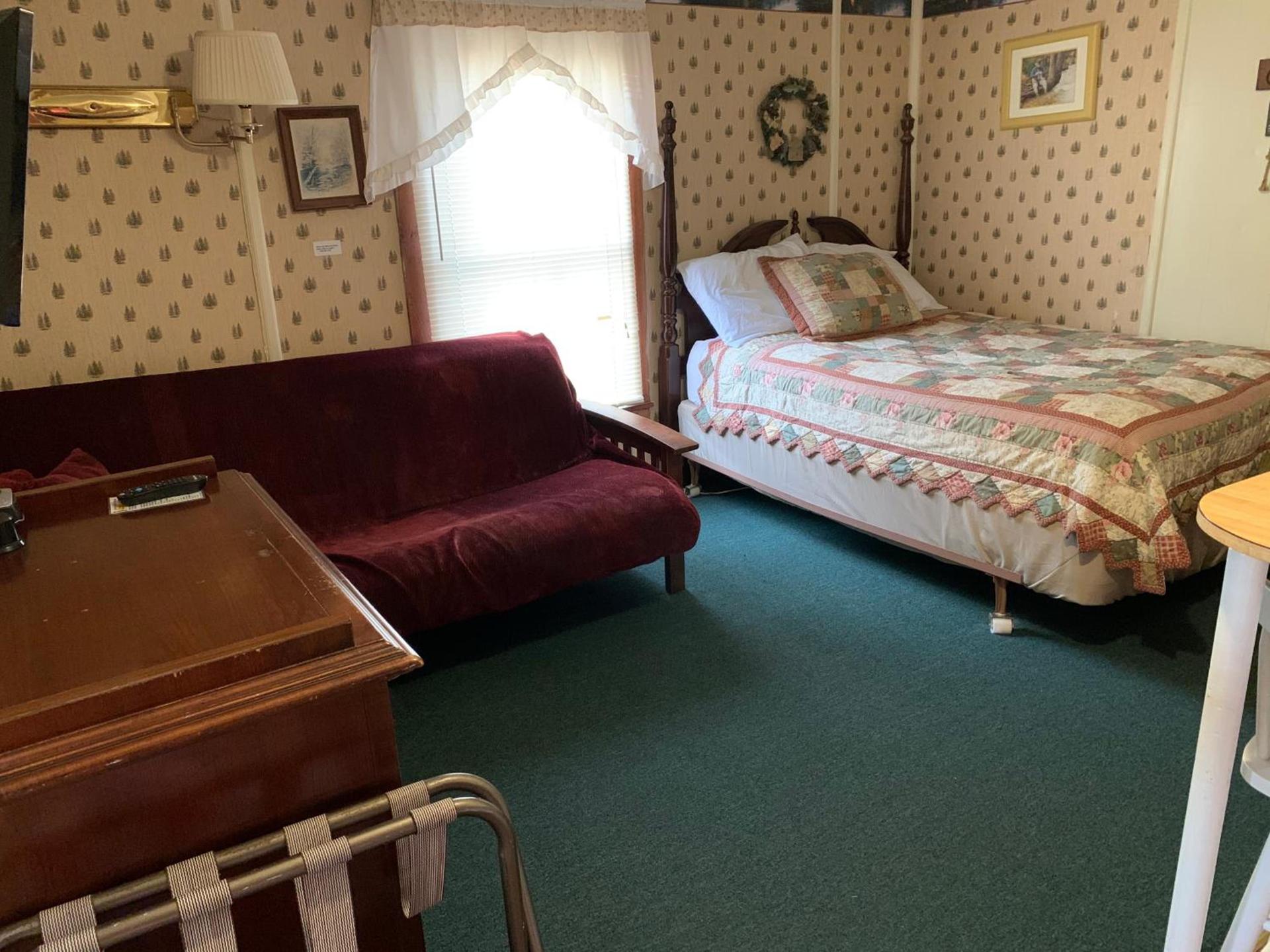 carrollmotel and cottages photo 35
