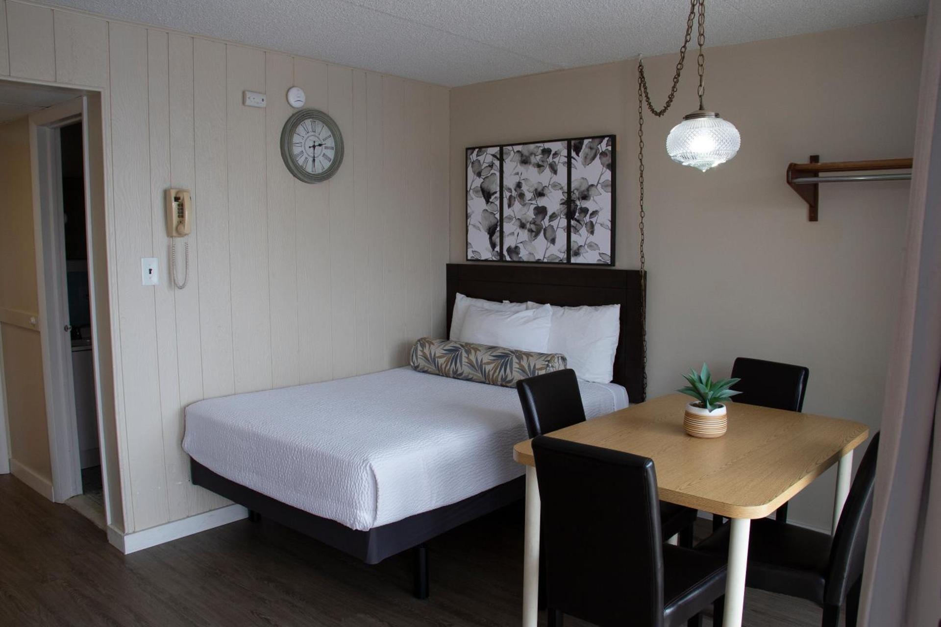 Florentine Family Motel photo 36