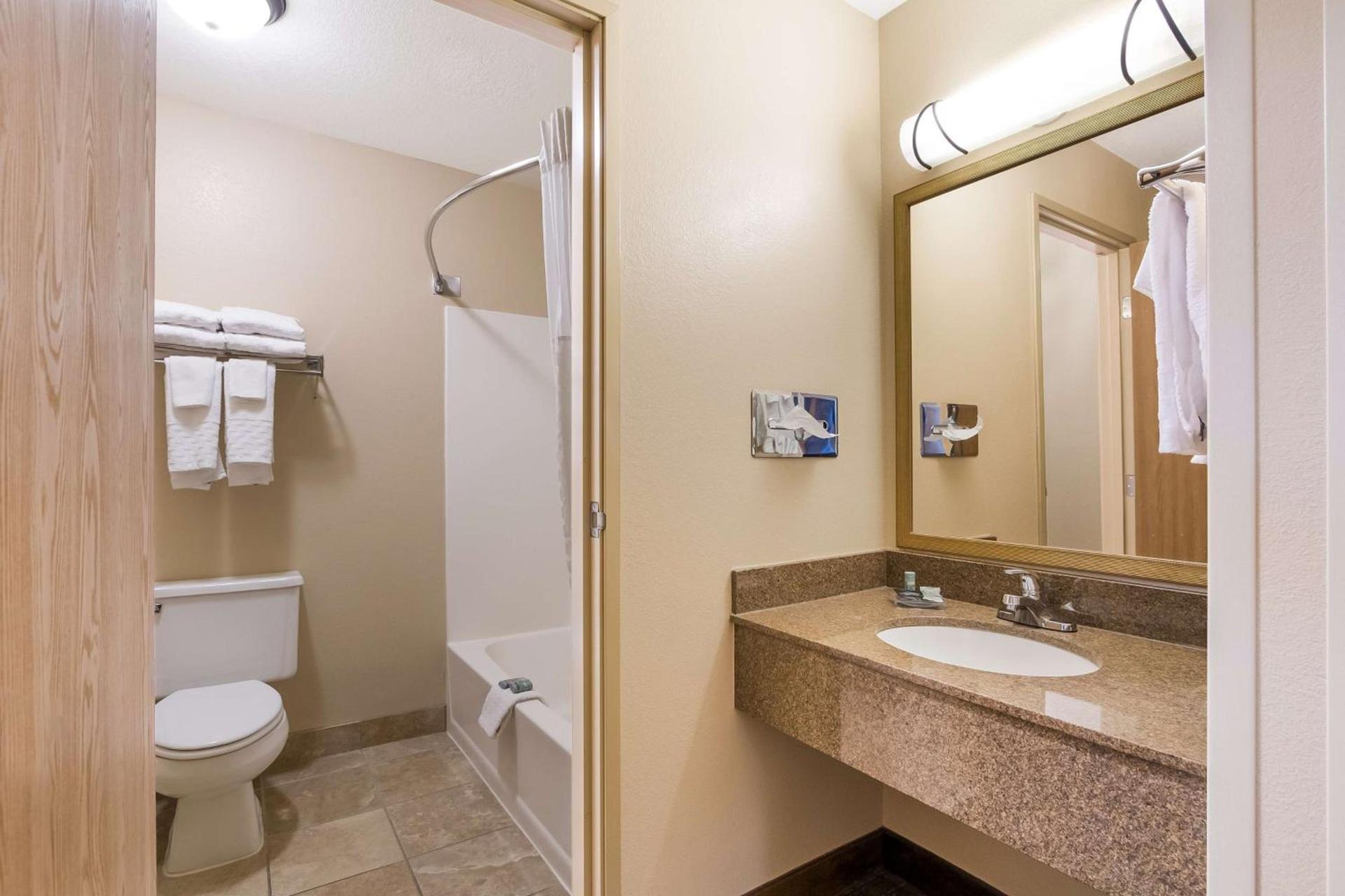 Best Western Empire Towers photo 37