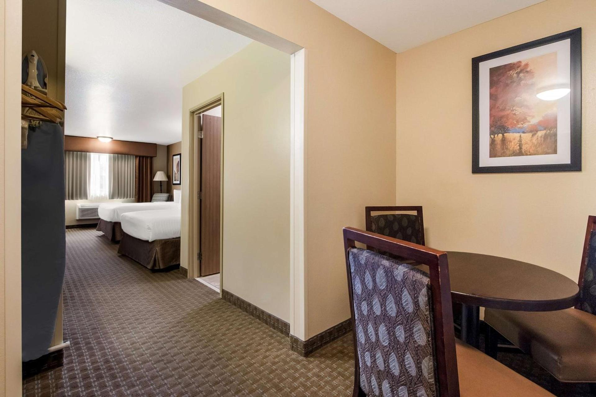 Best Western Empire Towers photo 33
