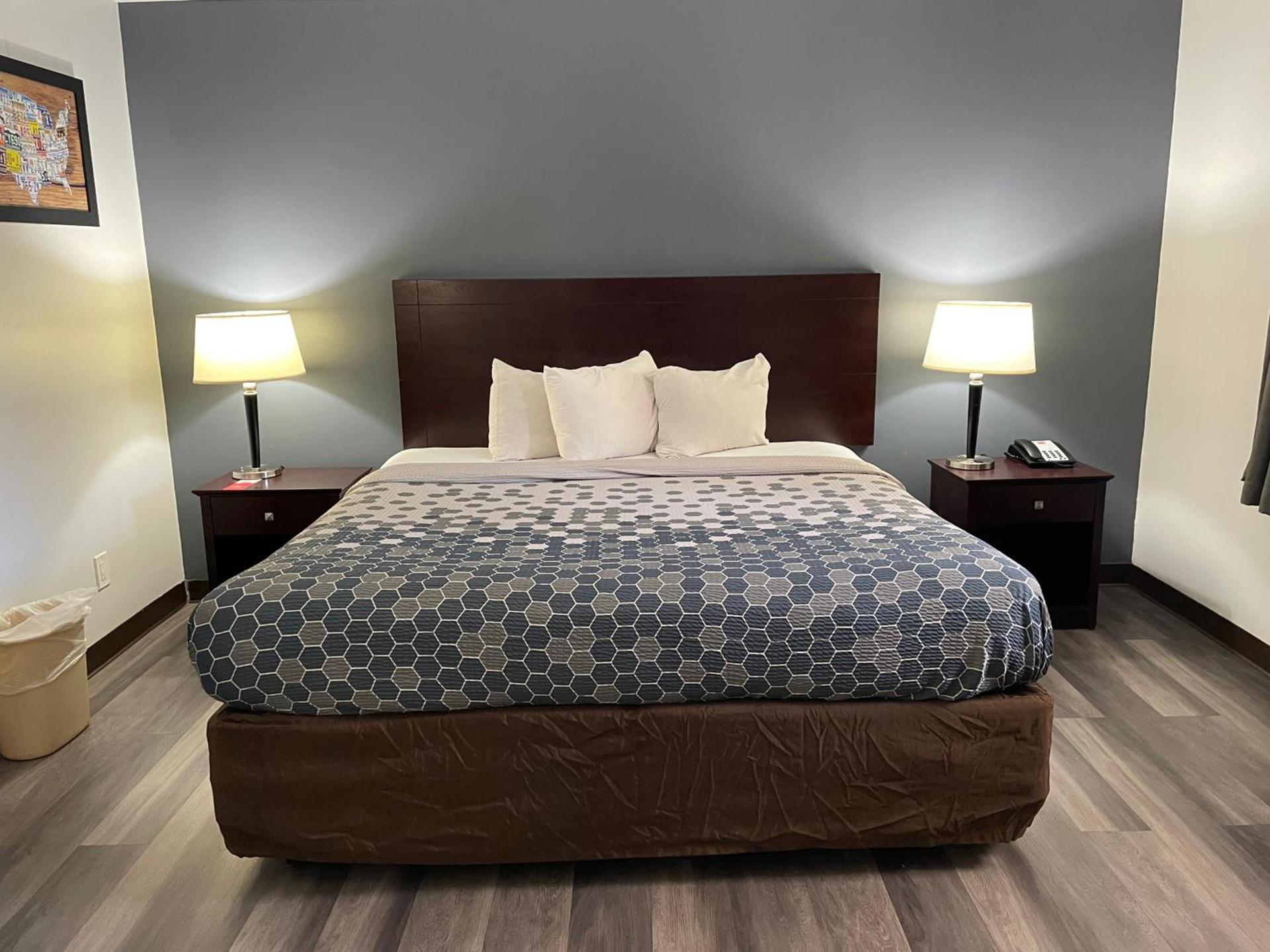 Econo Lodge Jefferson Hills Hwy 51 photo 10