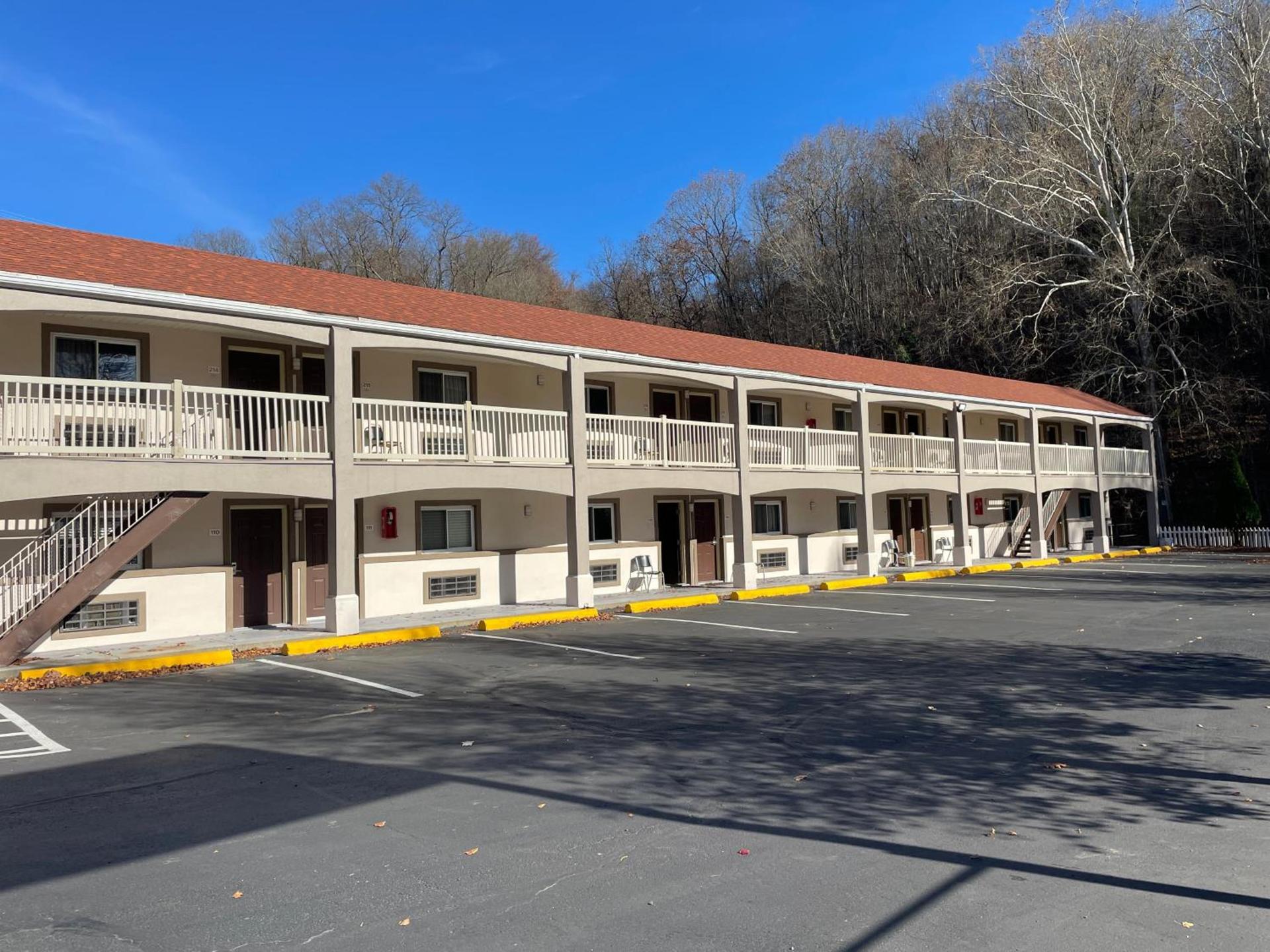Econo Lodge Jefferson Hills Hwy 51 photo 27