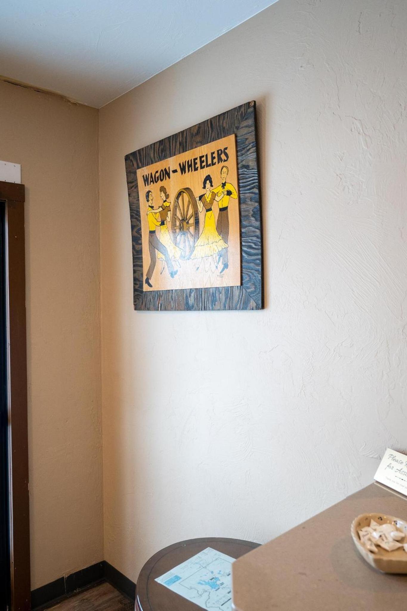Wagon Wheel Hotel photo 5