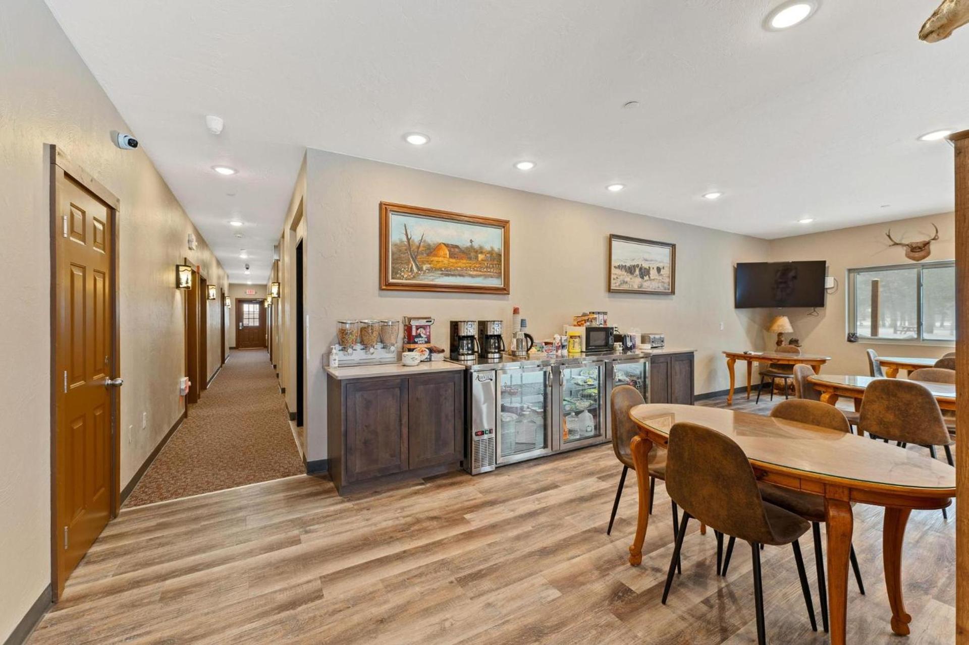 Wagon Wheel Hotel photo 6