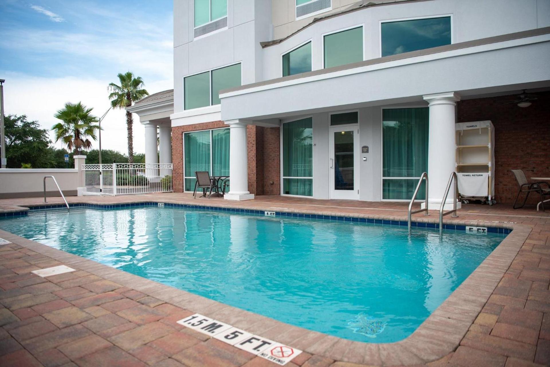 Holiday Inn Express Hotel & Suites Chaffee - Jacksonville West by IHG photo 36