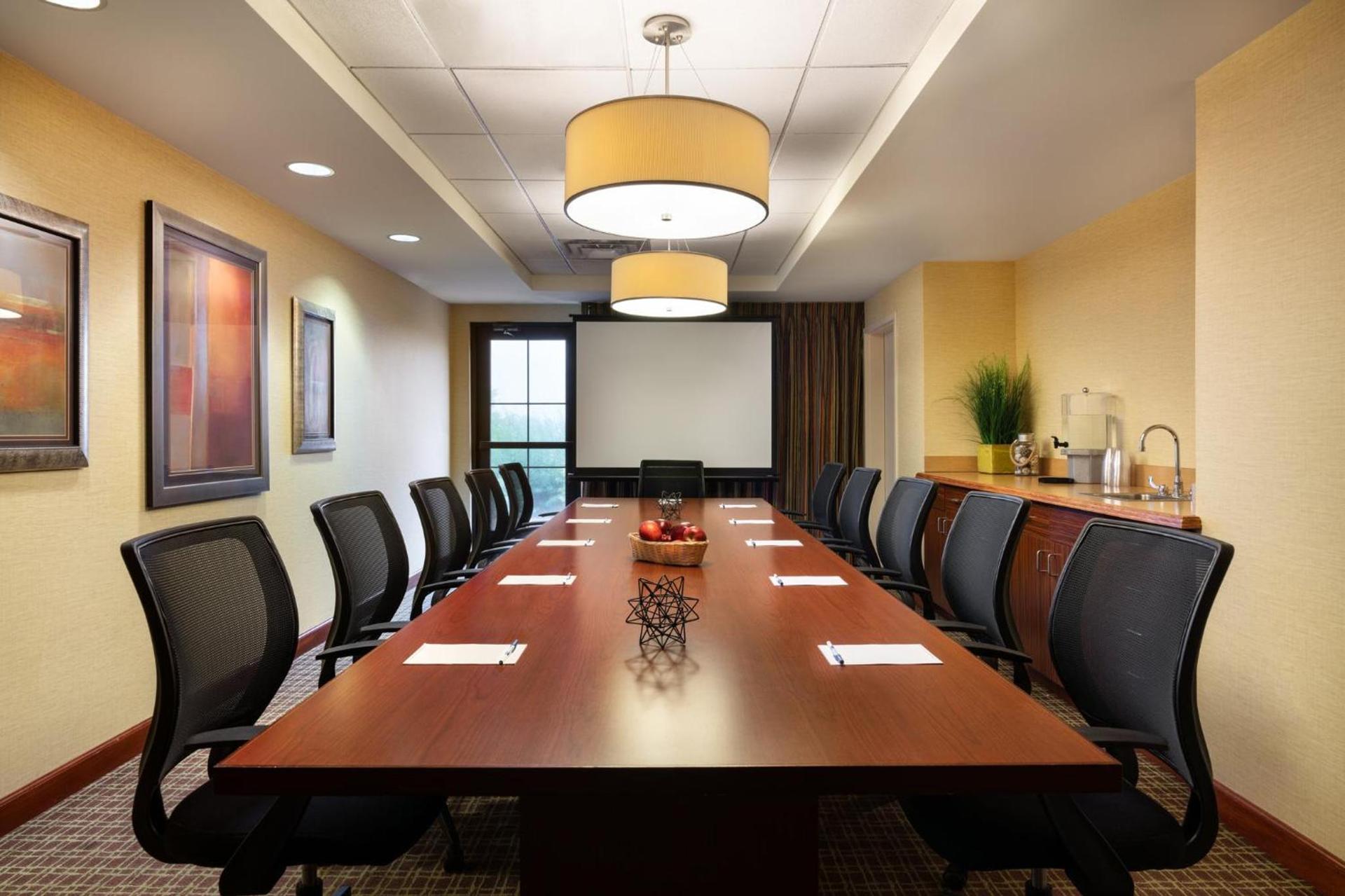 Holiday Inn Express & Suites Denver Airport by IHG photo 40