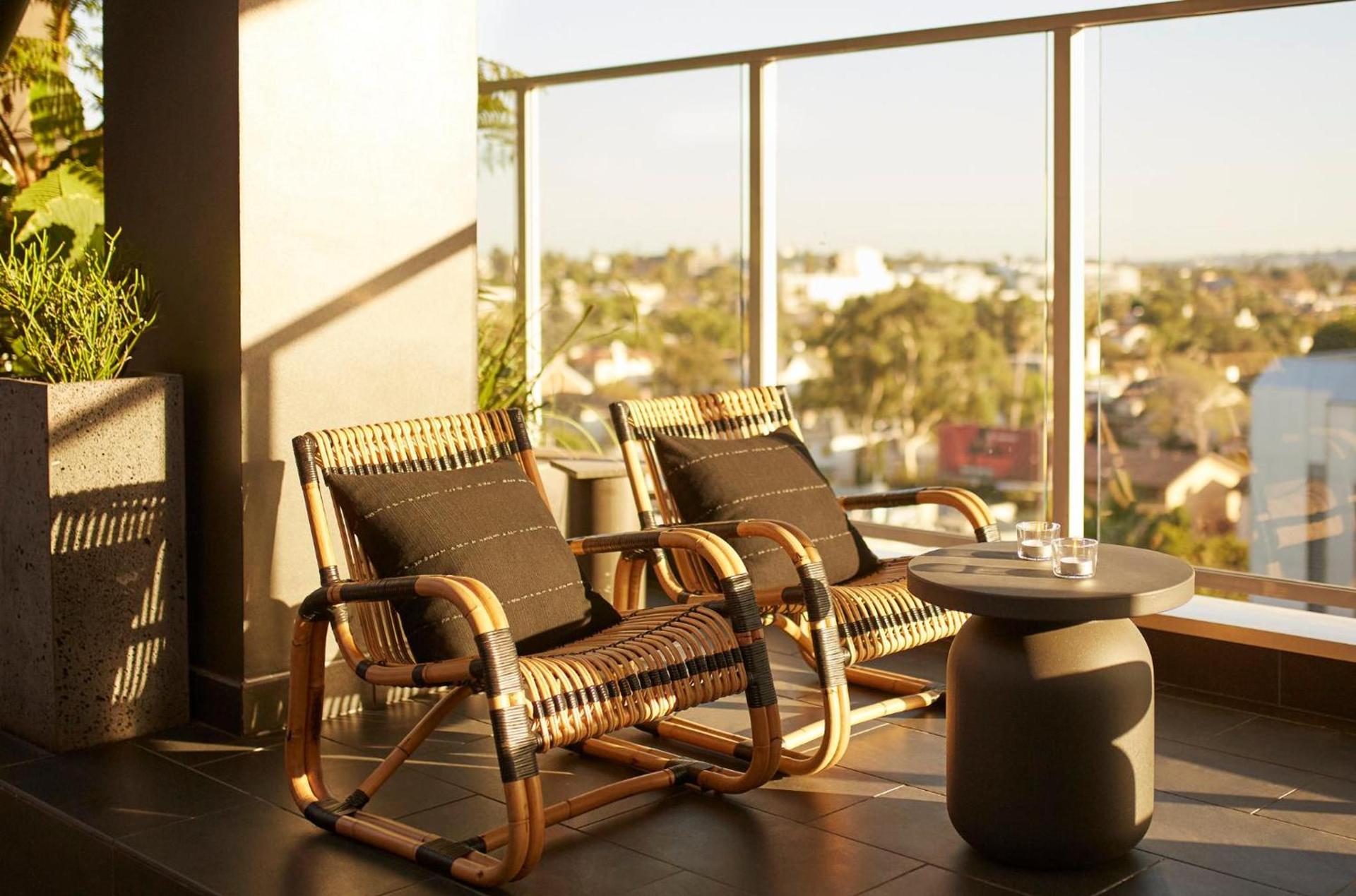 Kimpton Hotel Wilshire by IHG photo 11