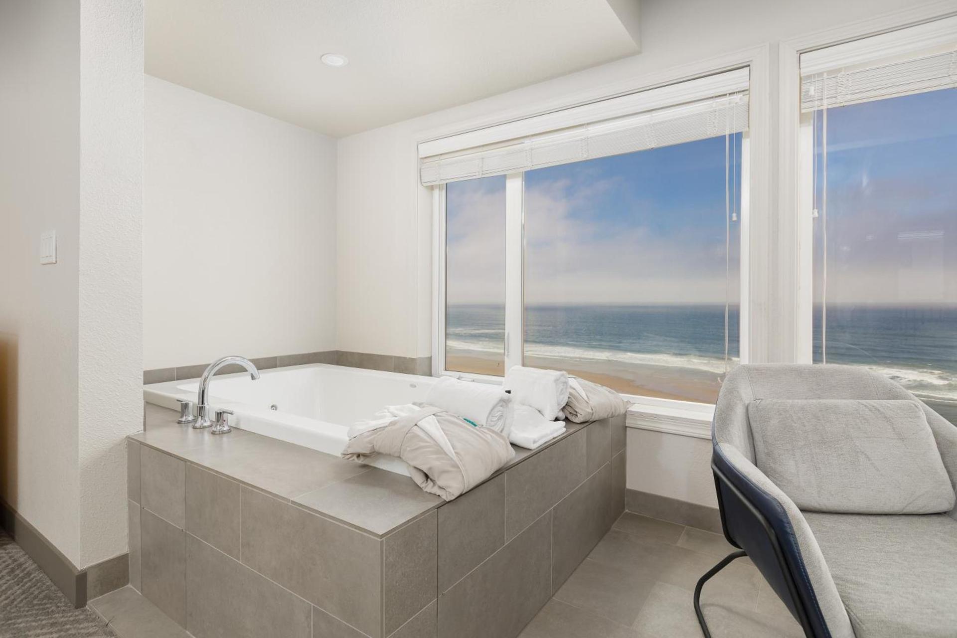 Surfland Hotel photo 4