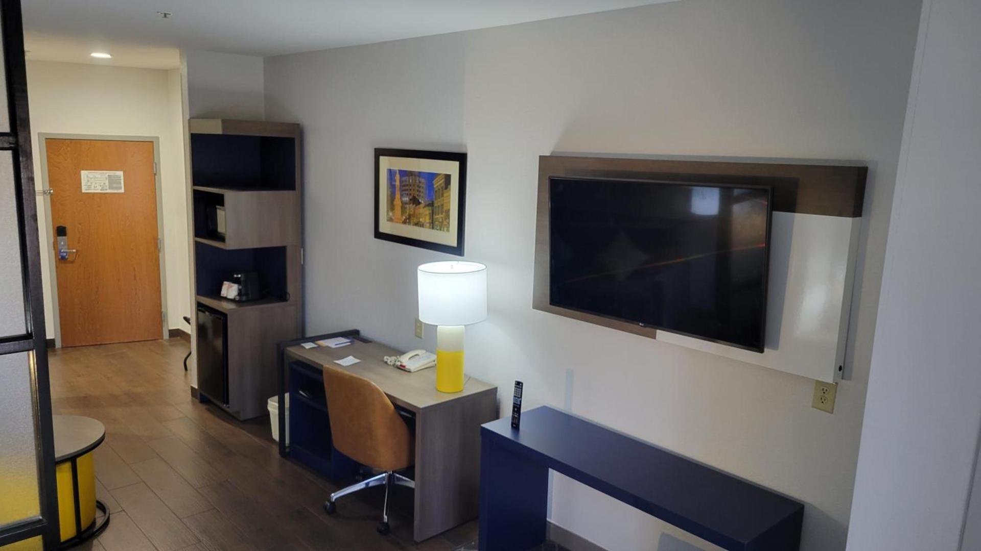 Comfort Suites Macon Northwest photo 40