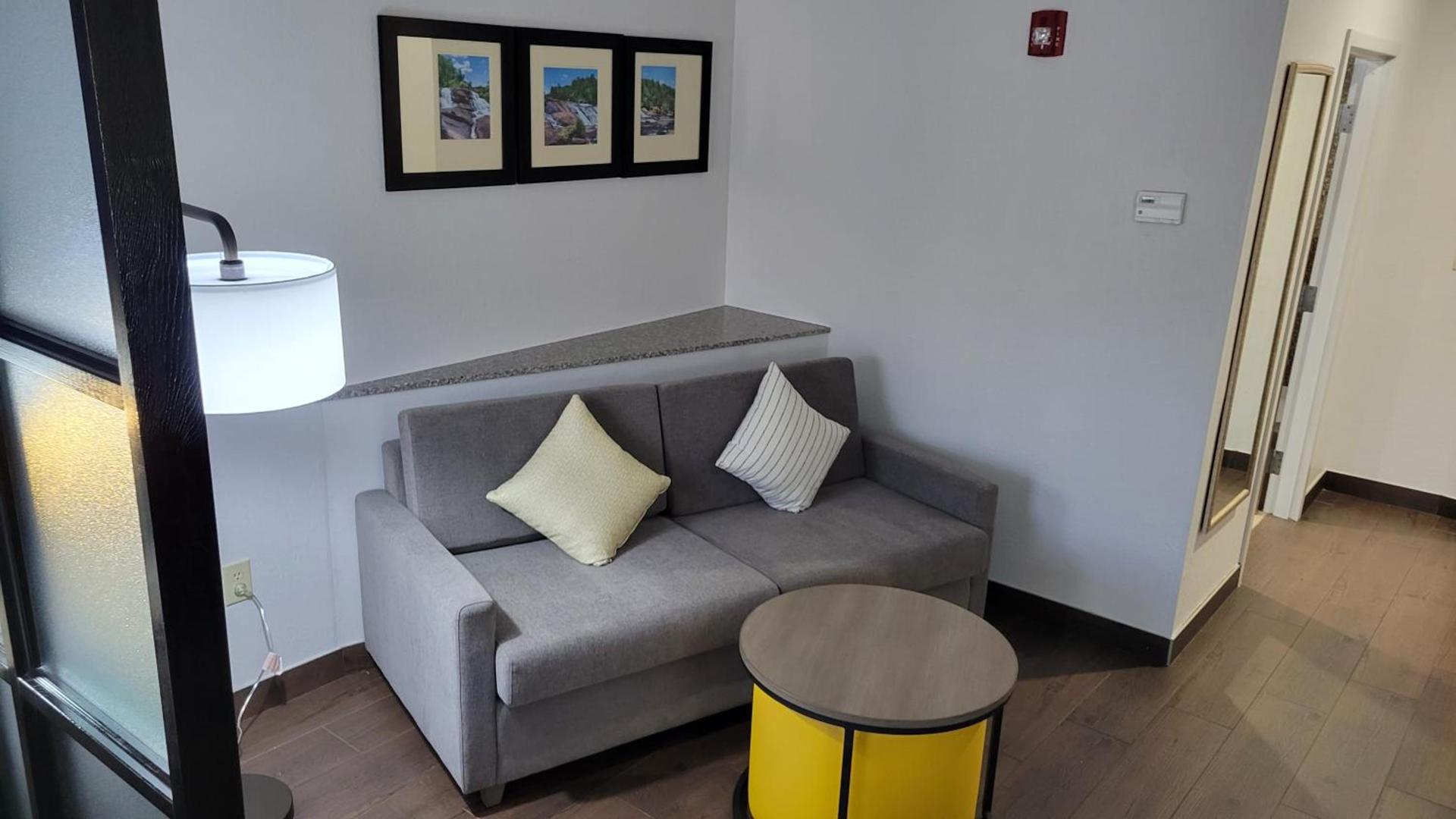 Comfort Suites Macon Northwest photo 47