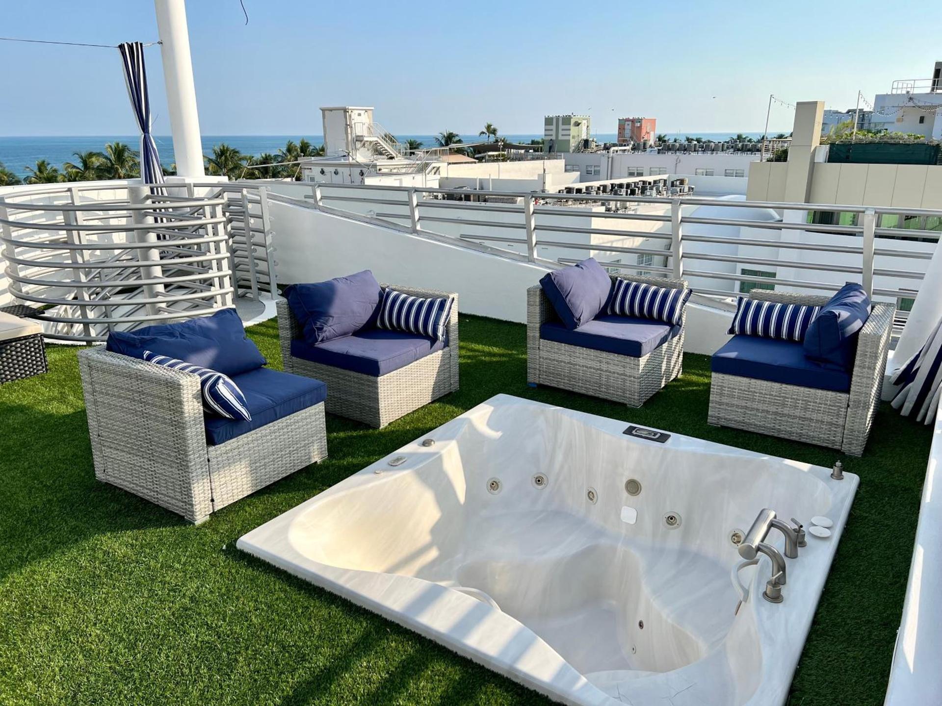 Boutique Suites 3 min walk to beach photo 74
