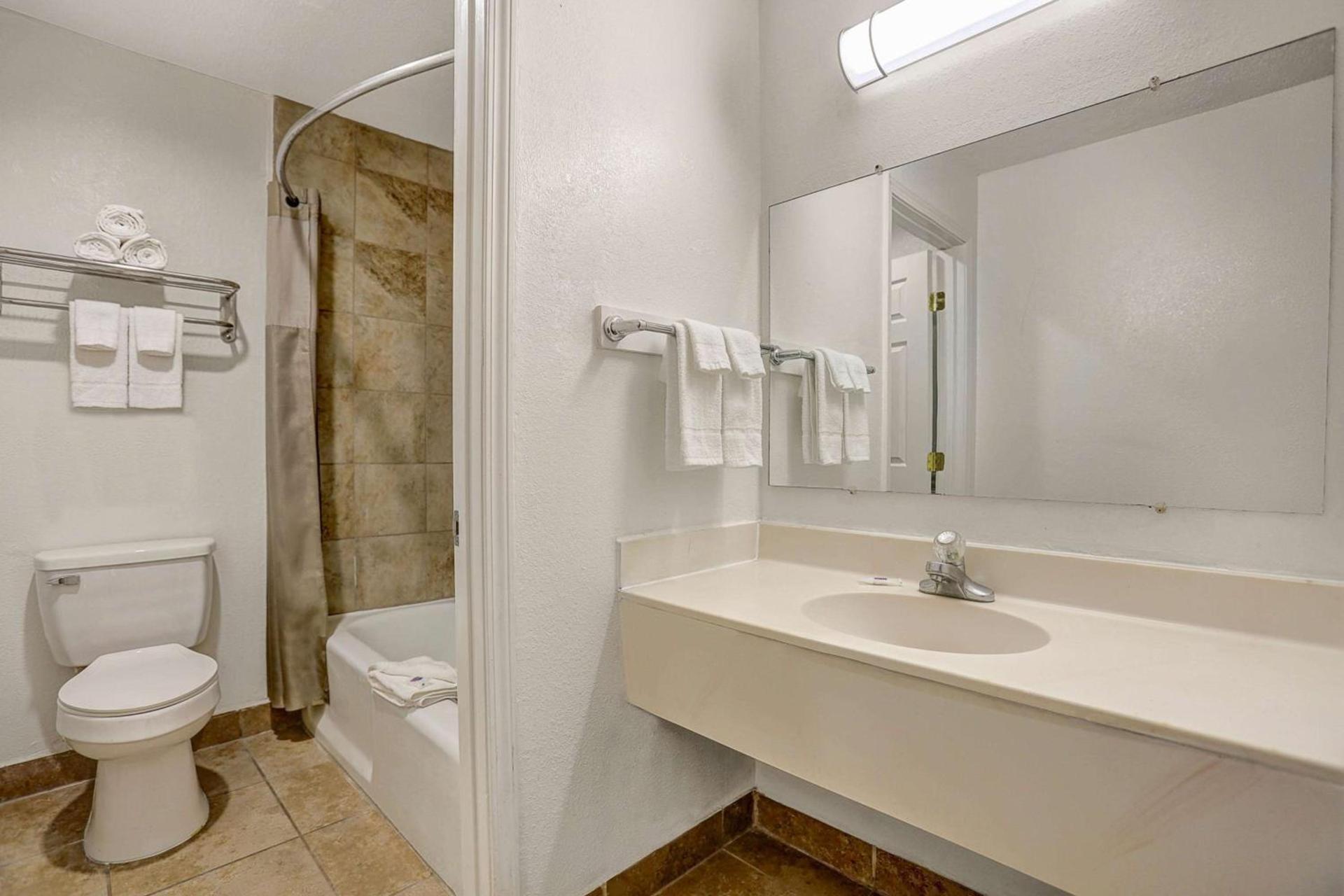 Motel 6-Clovis, NM photo 16