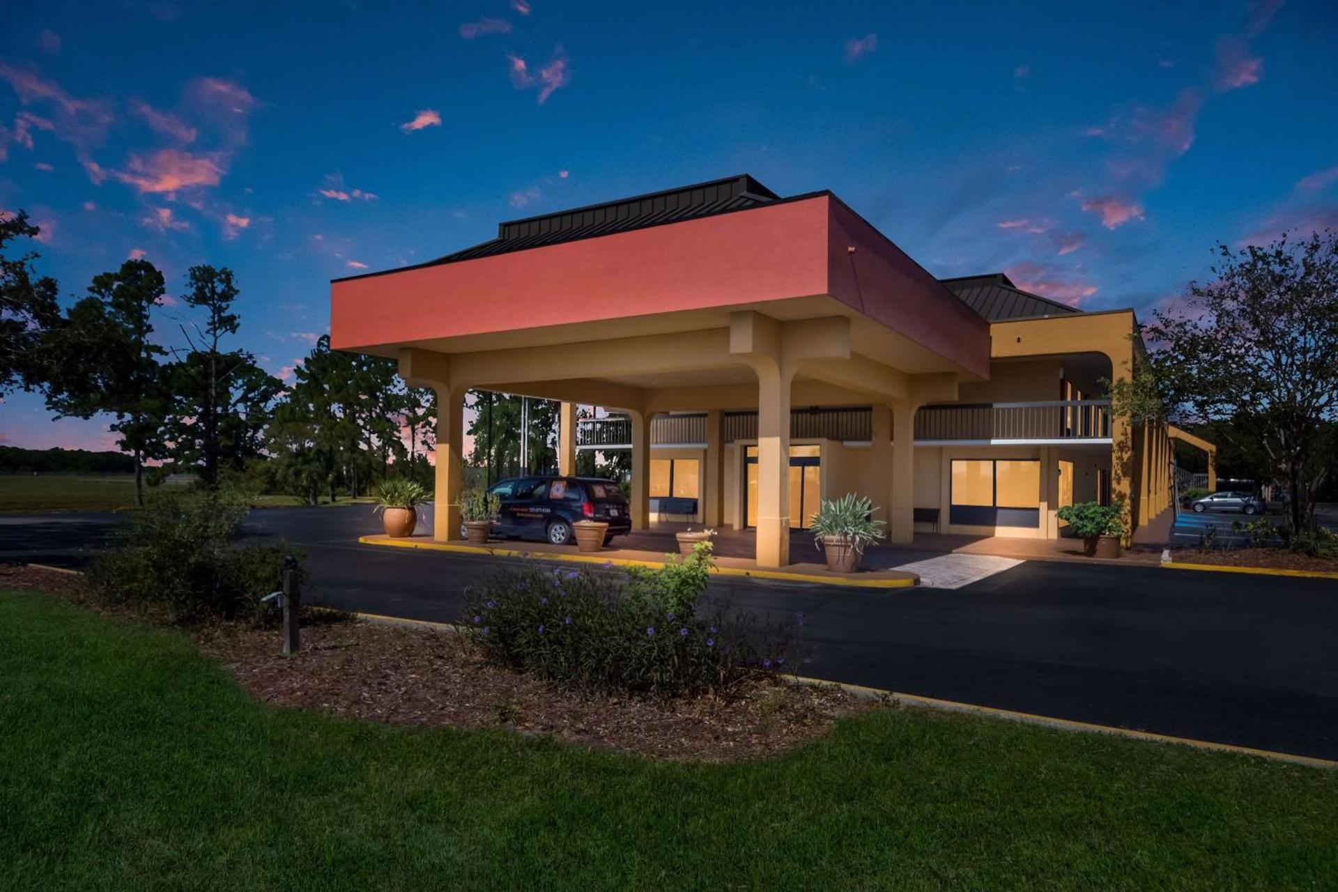 SureStay Hotel by Best Western St Pete Clearwater Airport photo 24
