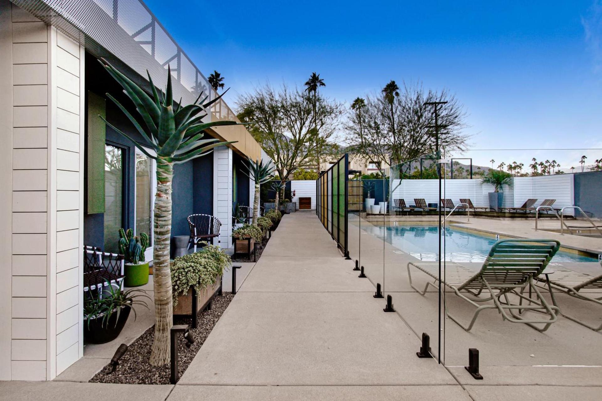 Mahala - 21 and Over - A Town & Desert Boutique Hotel photo 2