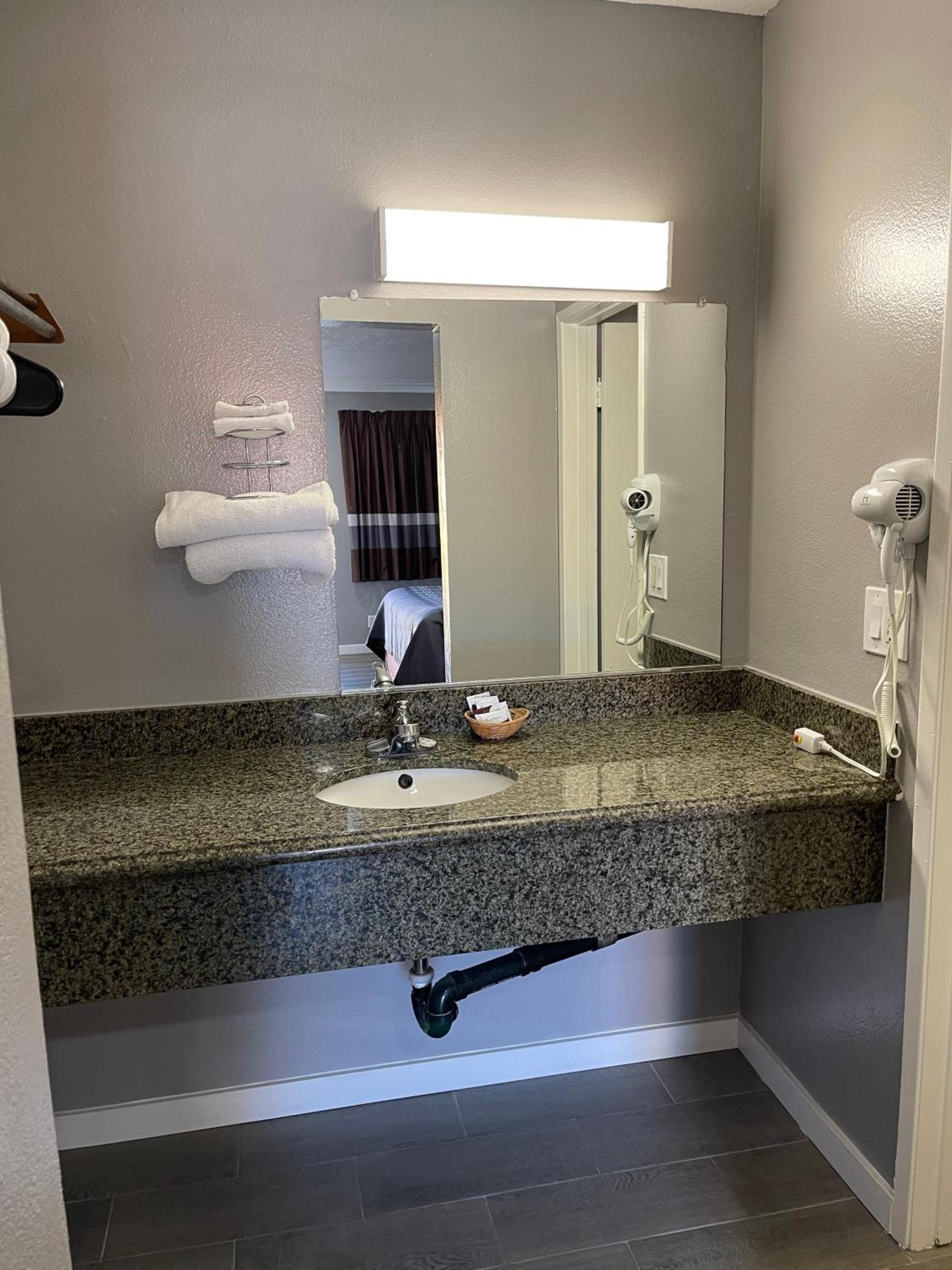 El Segundo Inn photo 10