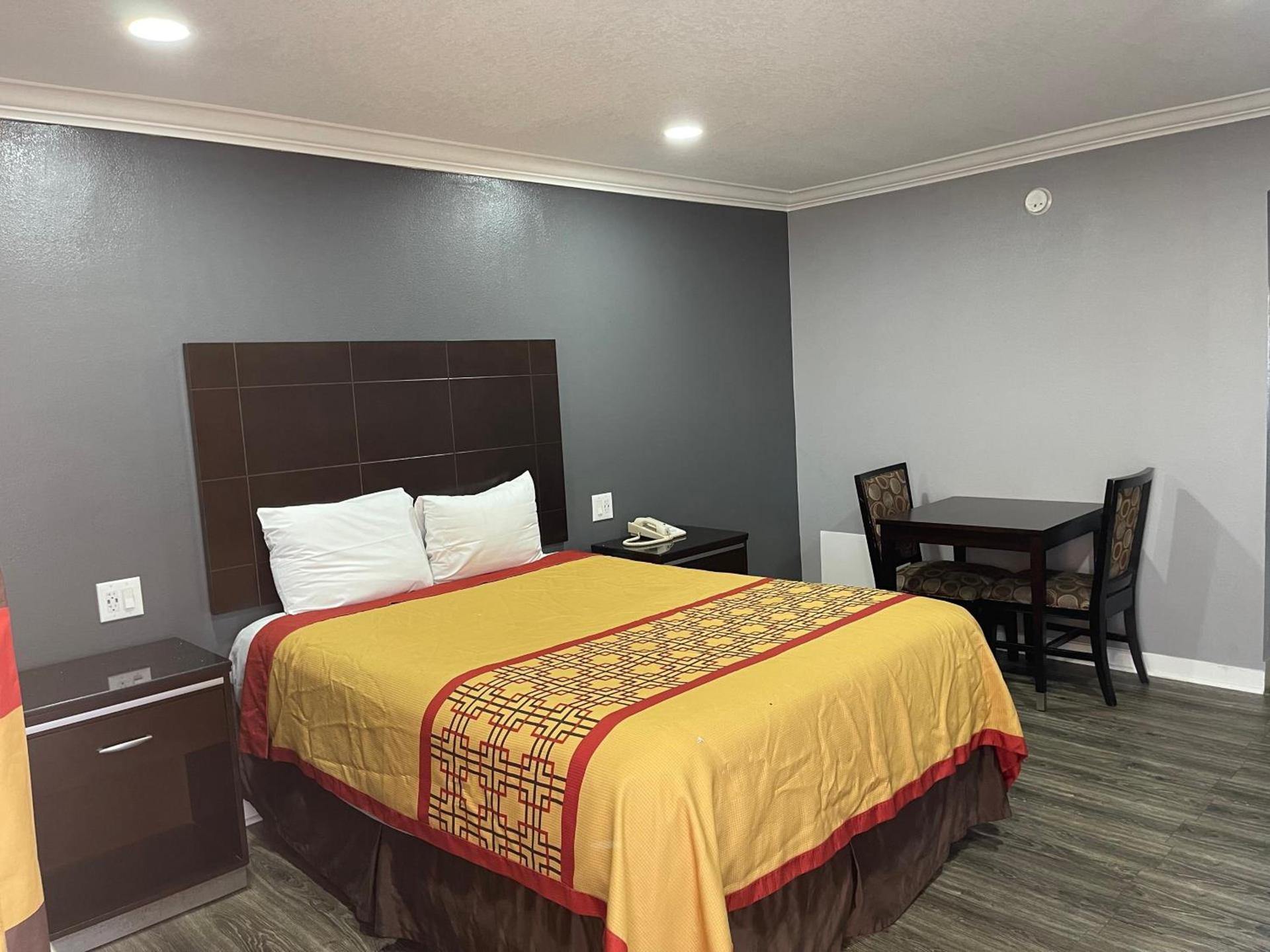 El Segundo Inn photo 9