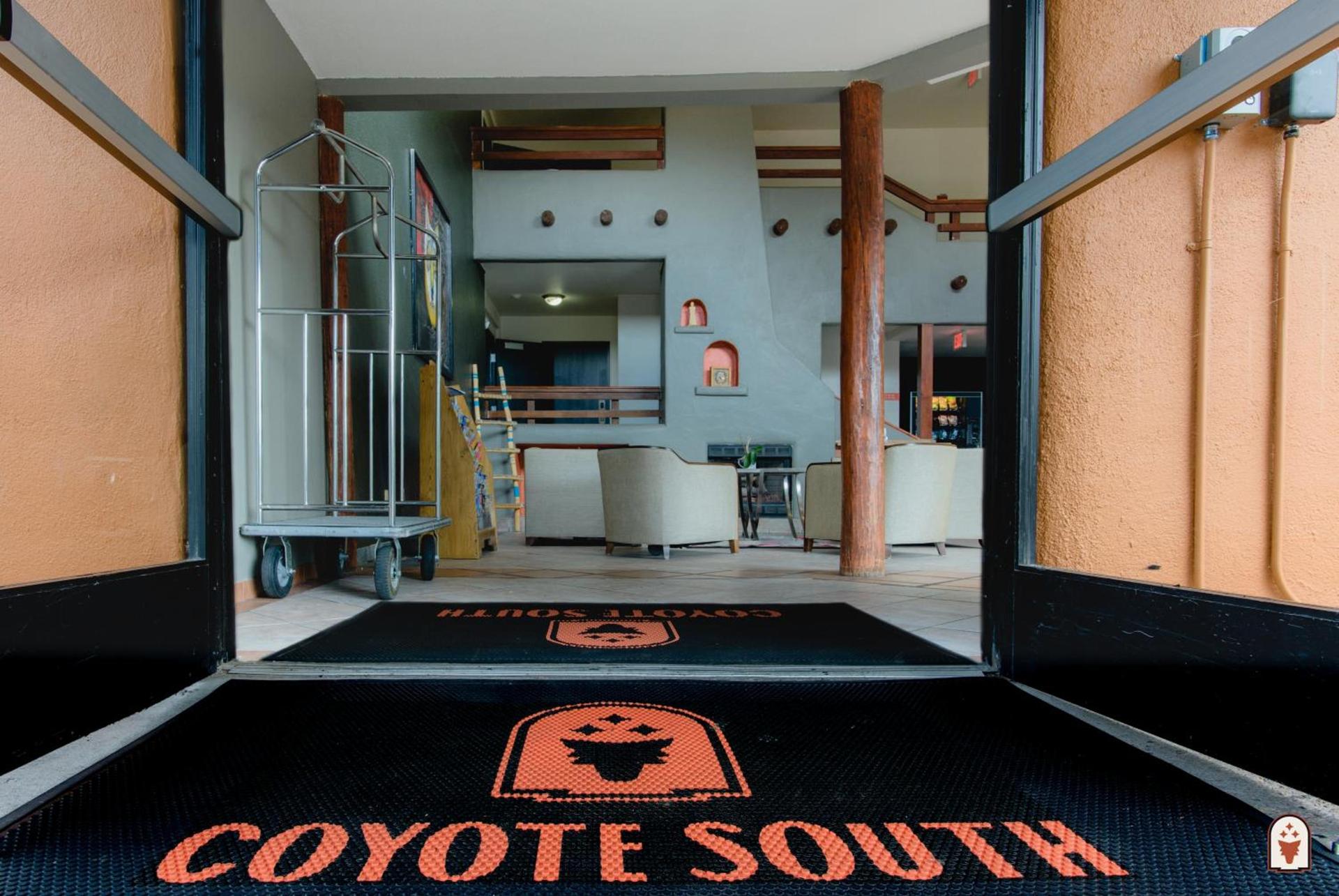 Coyote South photo 28