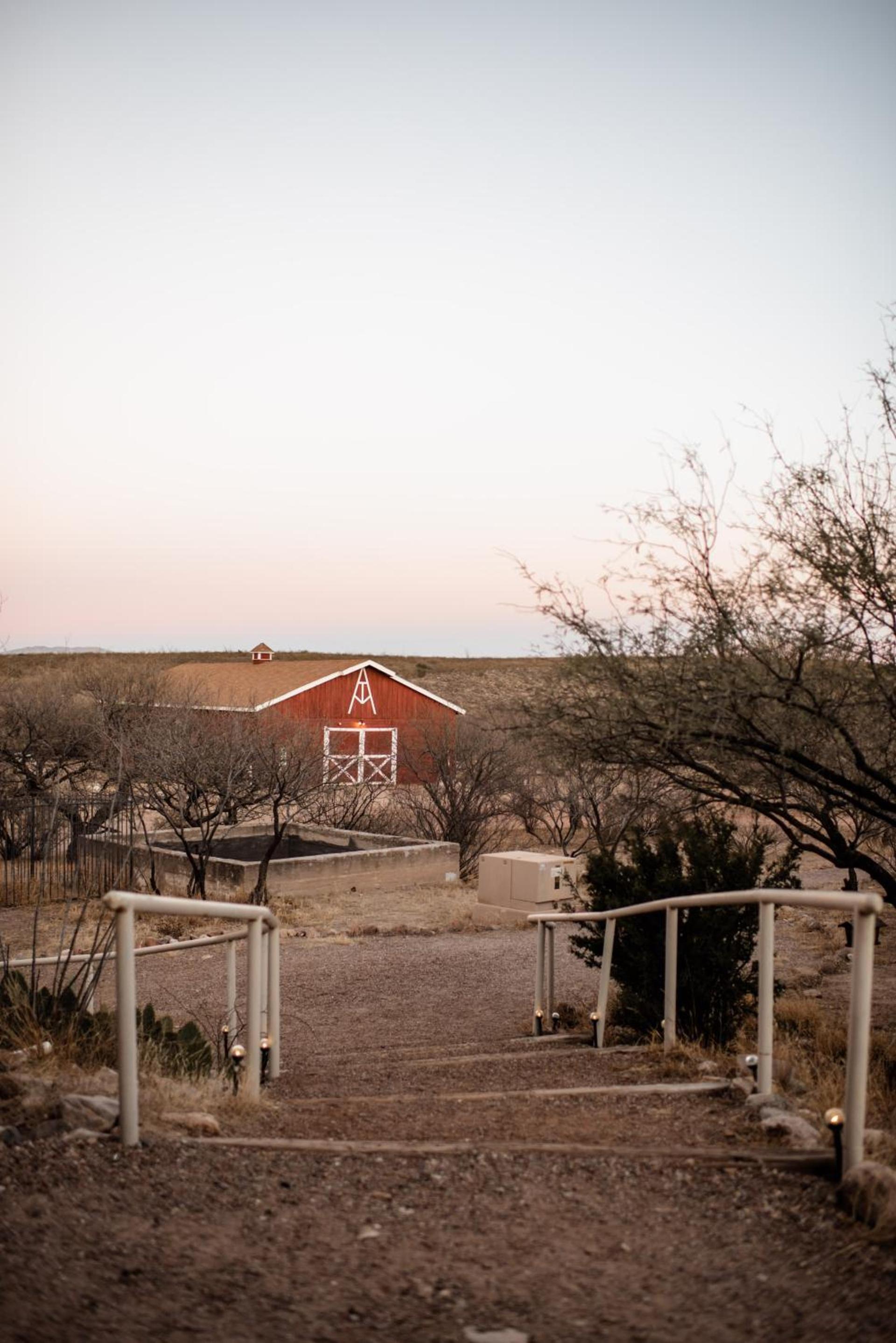 Tombstone Monument Guest Ranch photo 20