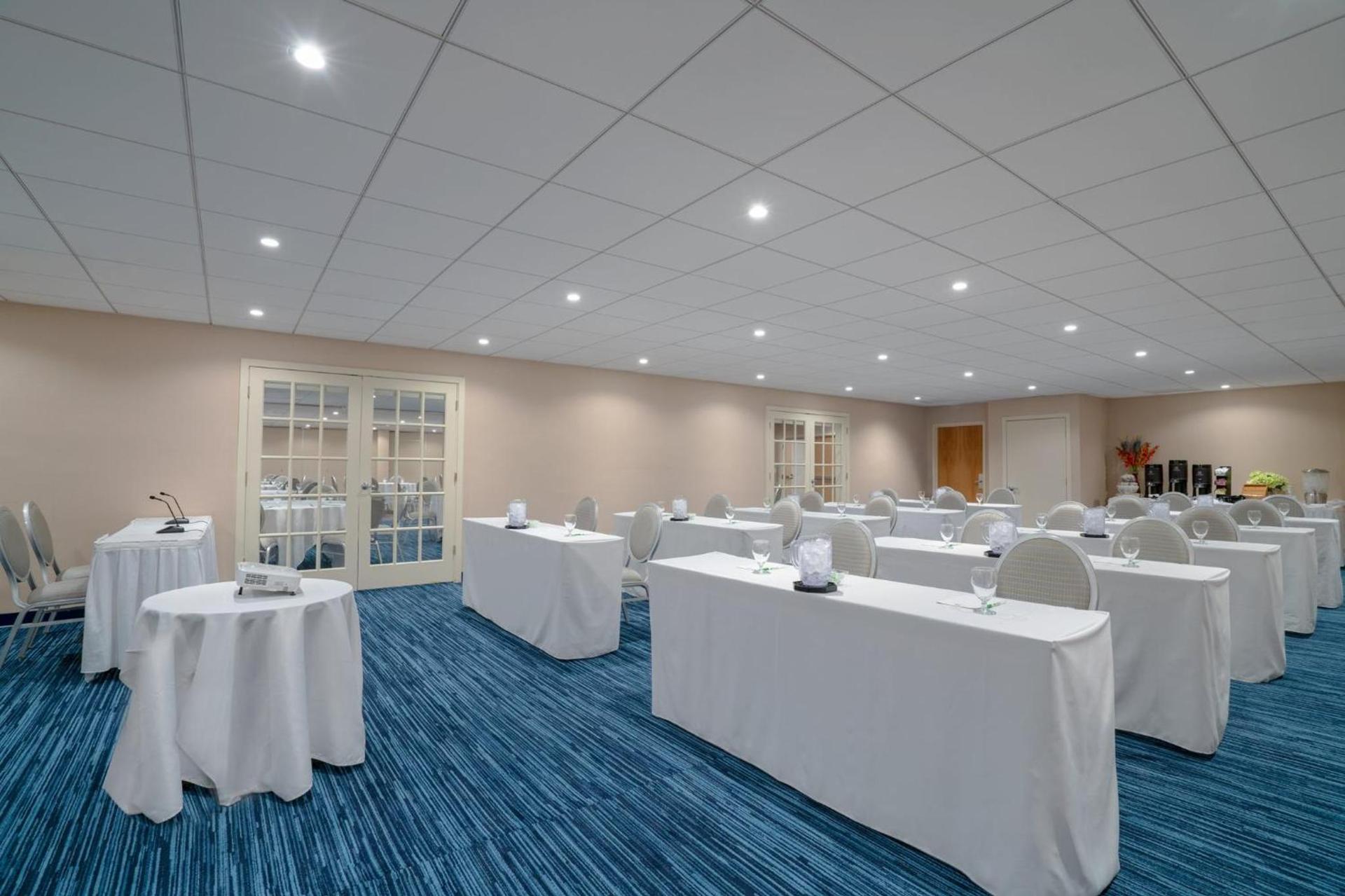 Holiday Inn Cape Cod - Hyannis by IHG photo 23