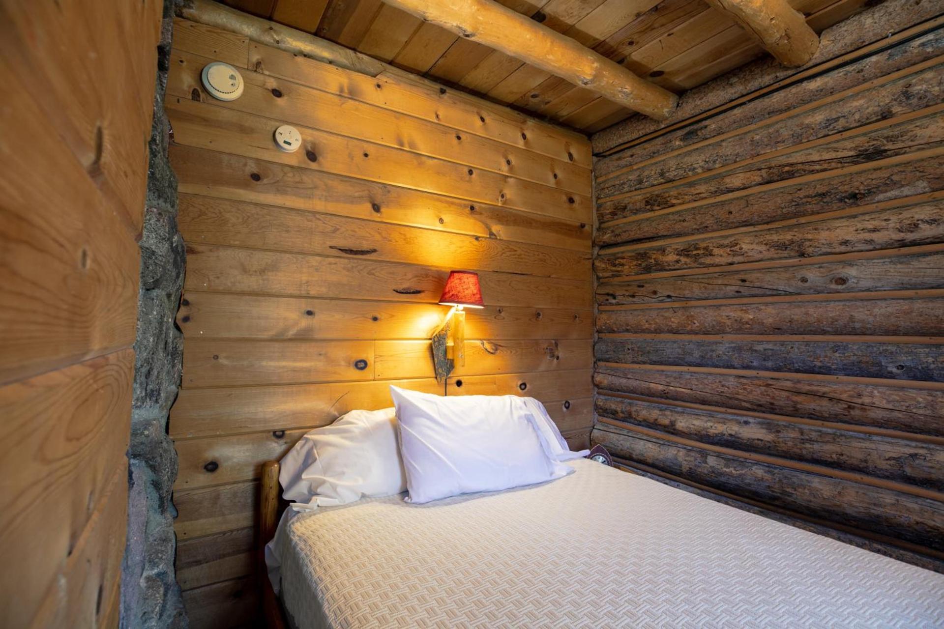 The Meeker Park Lodge photo 98