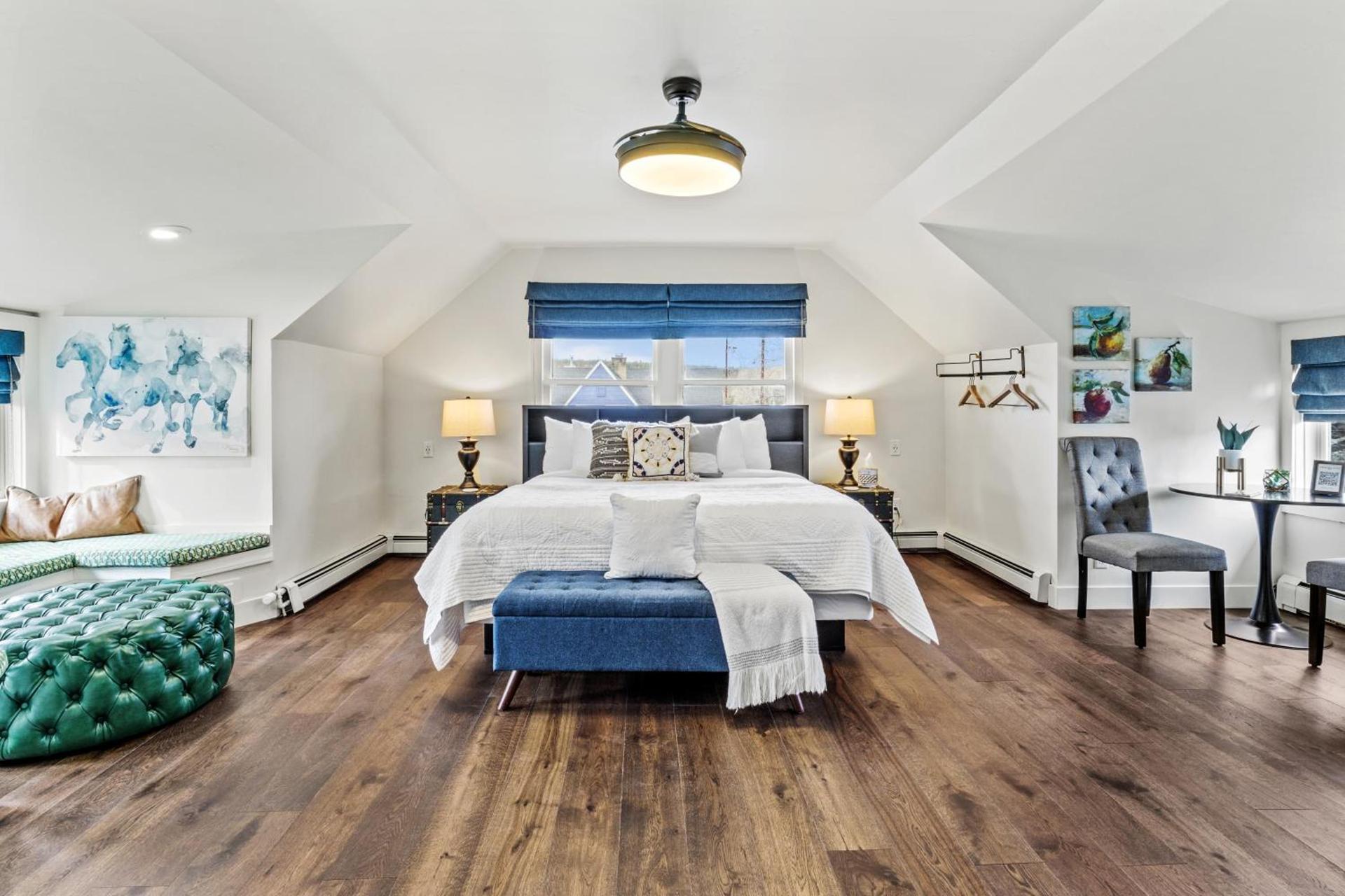 Bespoke Inn Flagstaff photo 21