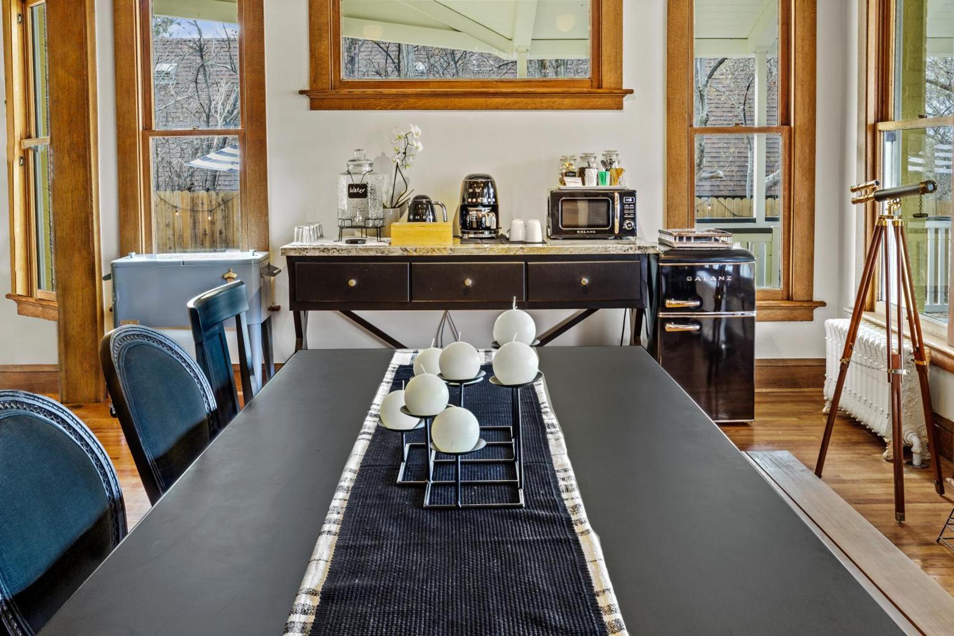 Bespoke Inn Flagstaff photo 9