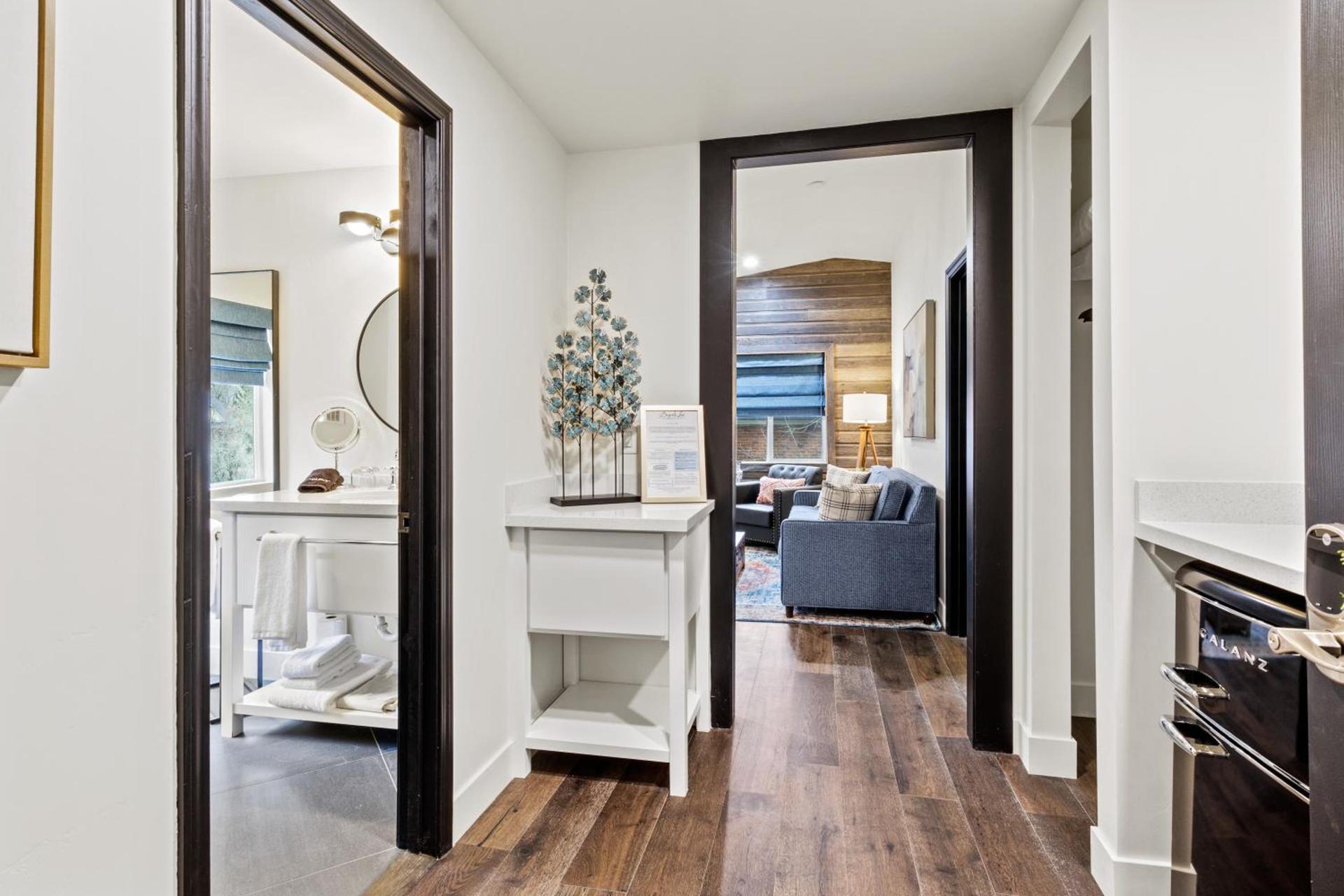 Bespoke Inn Flagstaff photo 34