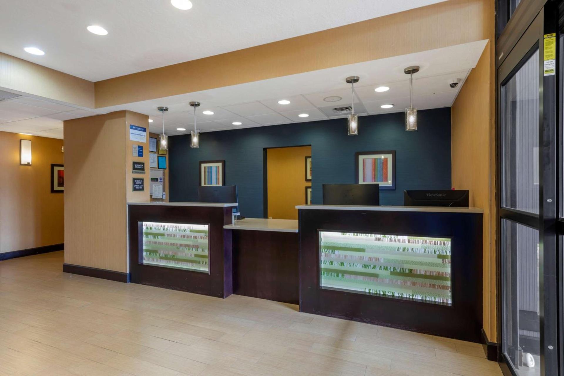 Best Western Plus Gadsden Hotel & Suites photo 25