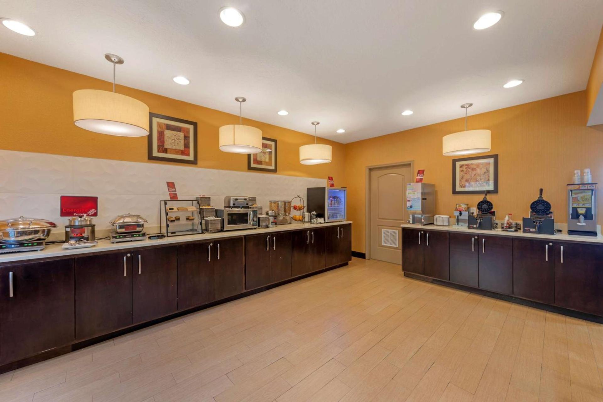 Best Western Plus Gadsden Hotel & Suites photo 16
