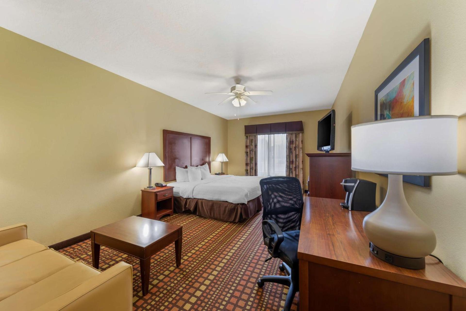 Best Western Plus Gadsden Hotel & Suites photo 24