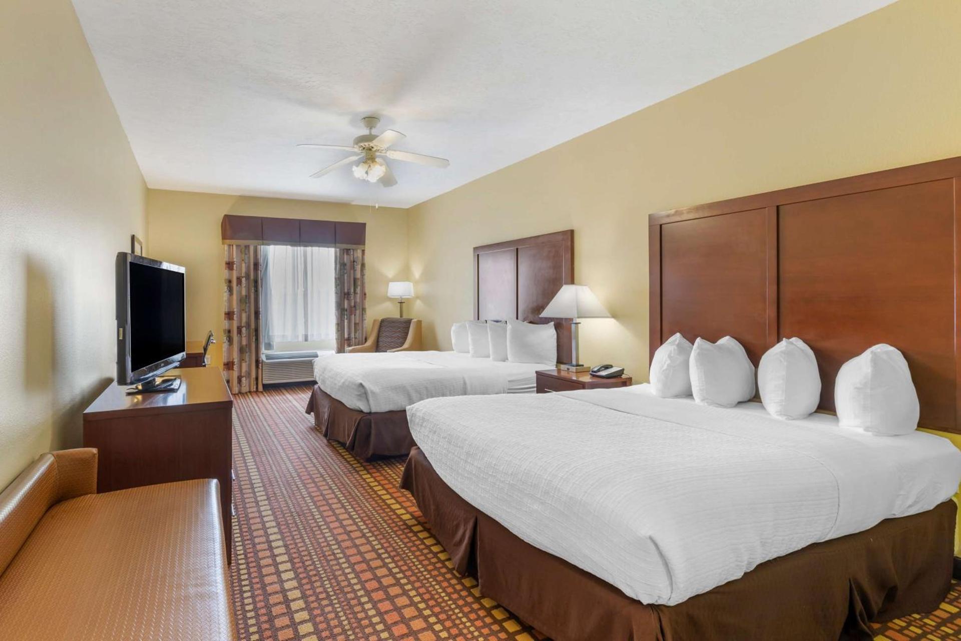 Best Western Plus Gadsden Hotel & Suites photo 36