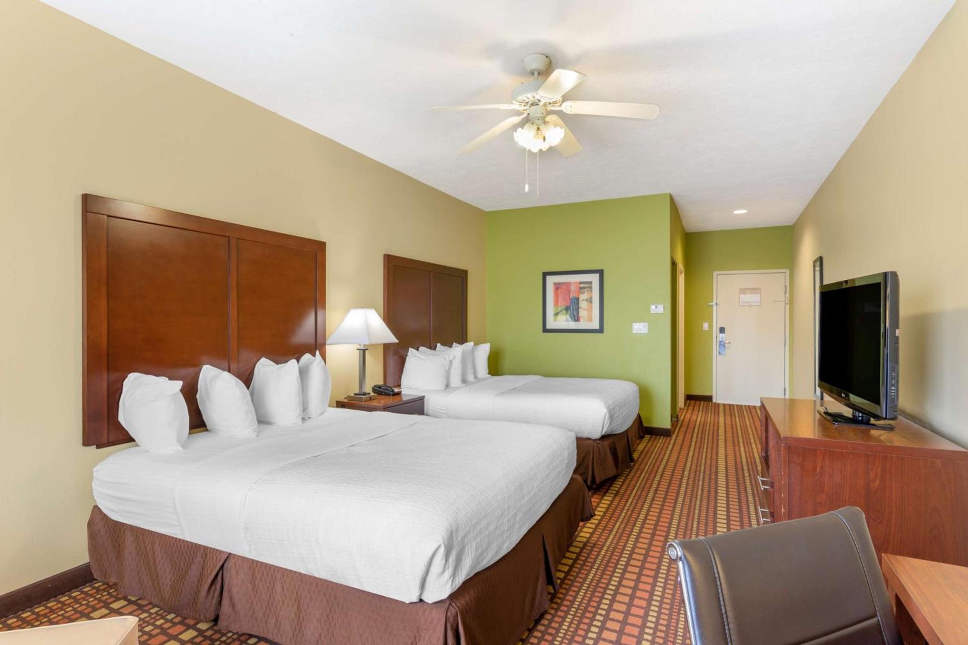 Best Western Plus Gadsden Hotel & Suites photo 37
