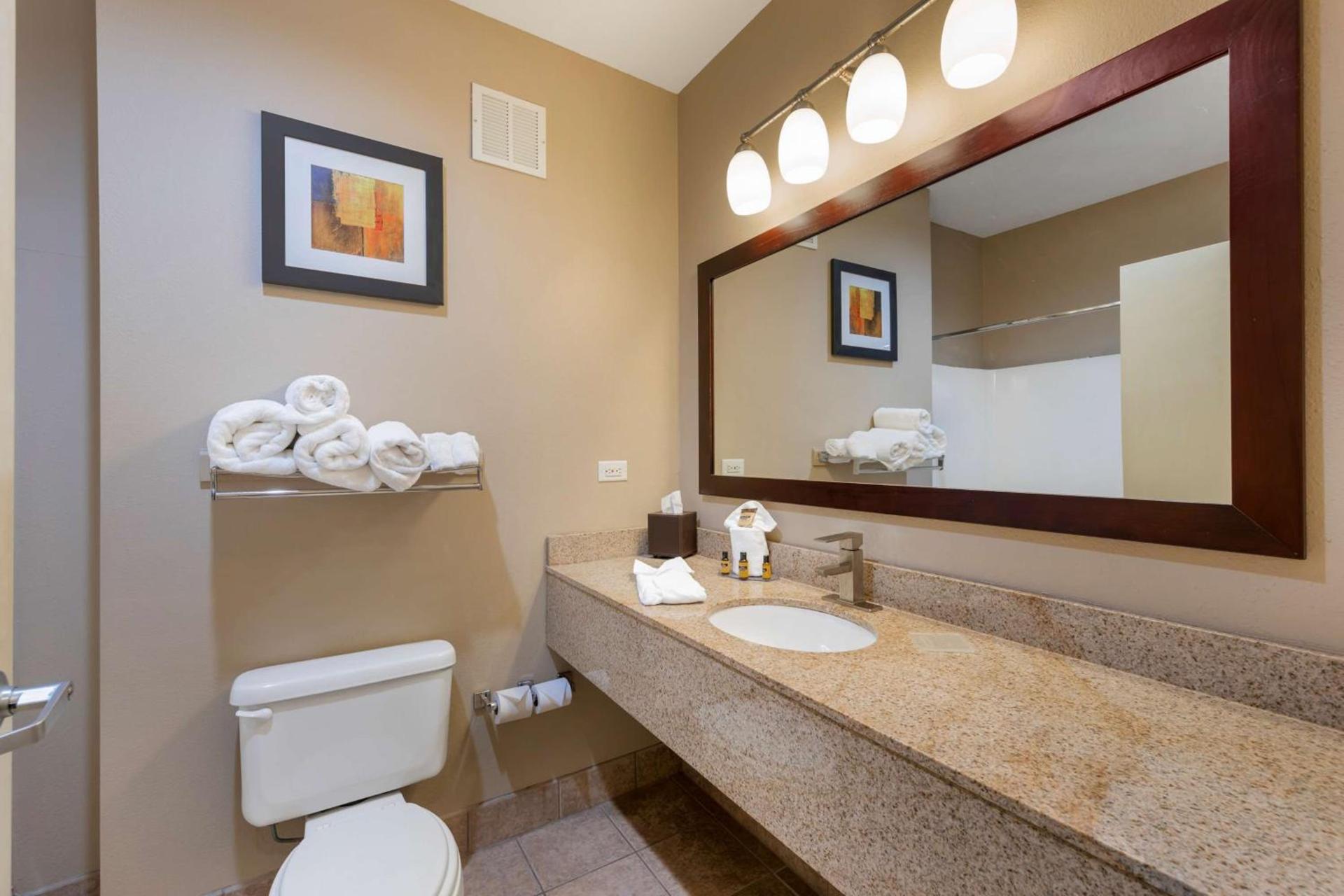 Best Western Plus Gadsden Hotel & Suites photo 42