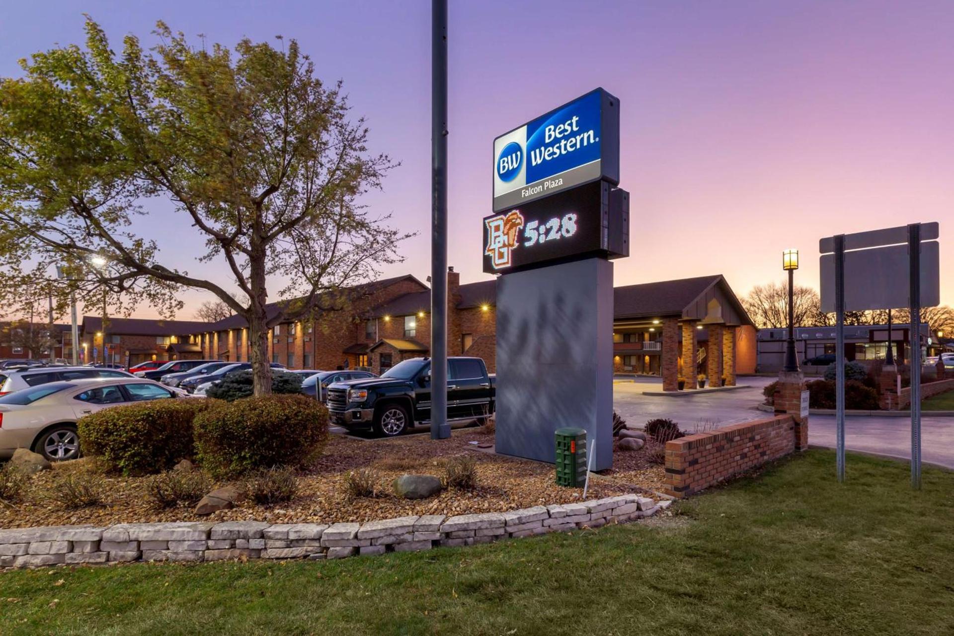 Best Western Falcon Plaza - Bowling Green photo 11