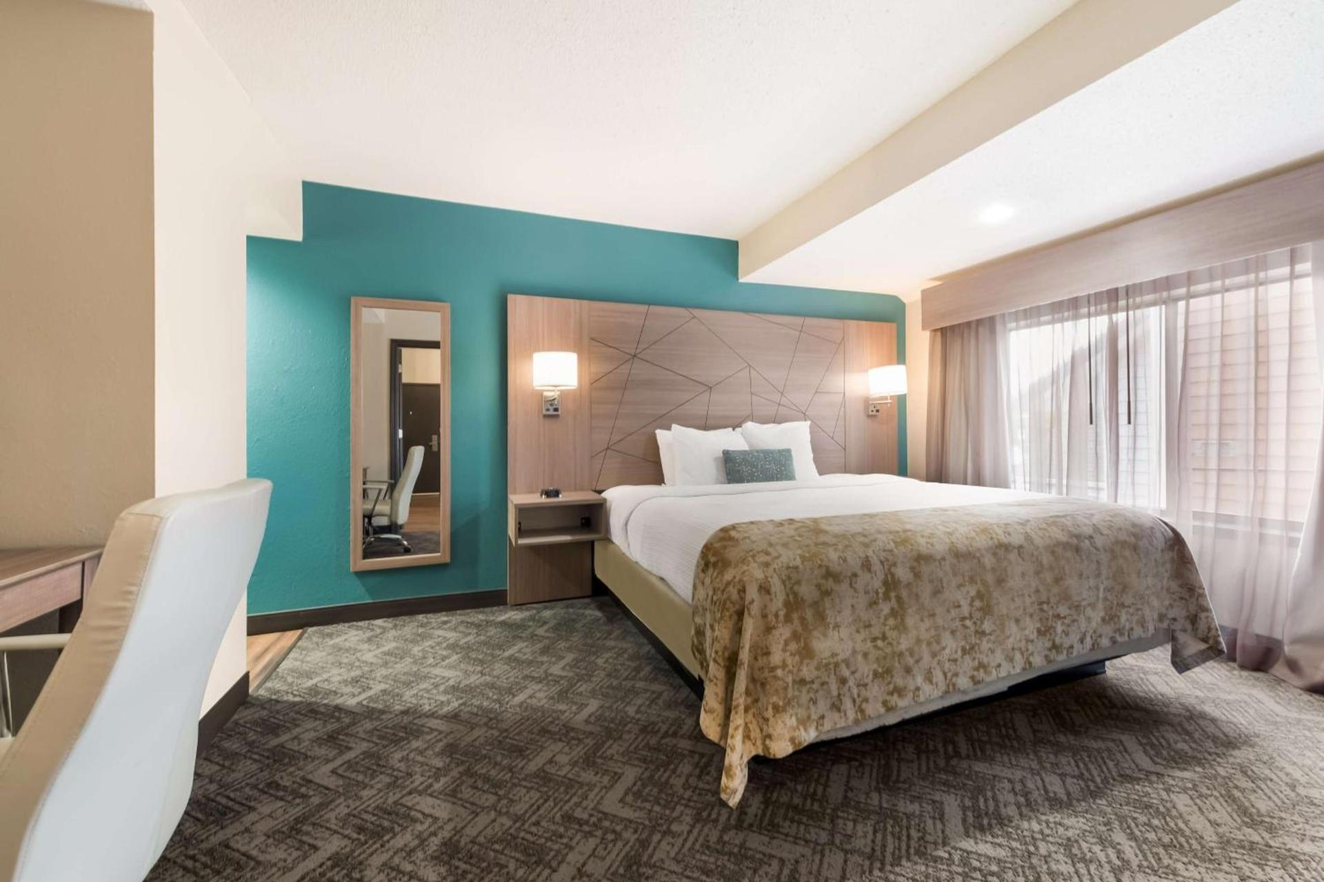 Best Western Fishkill Inn & Suites photo 23
