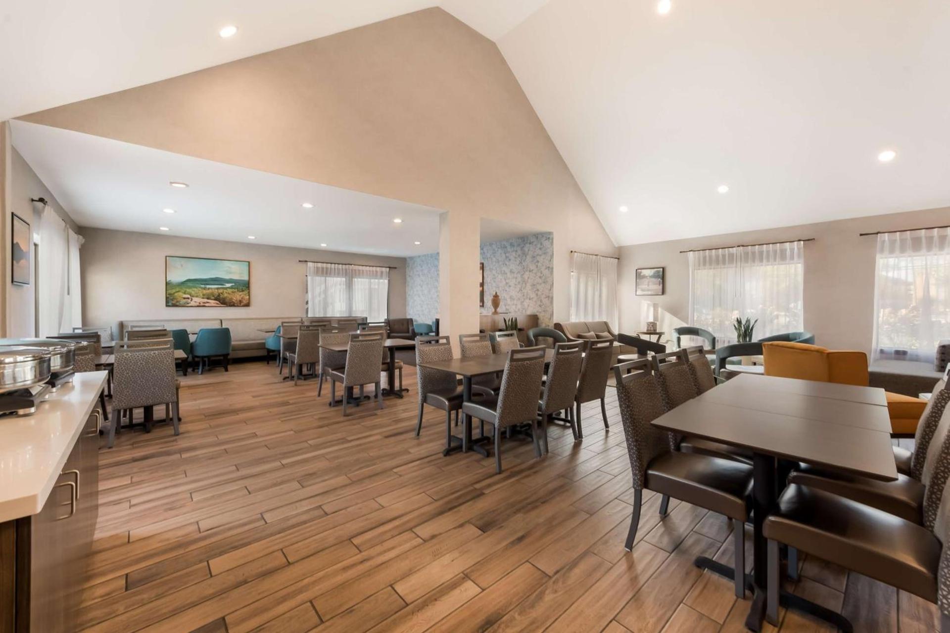 Best Western Fishkill Inn & Suites photo 4