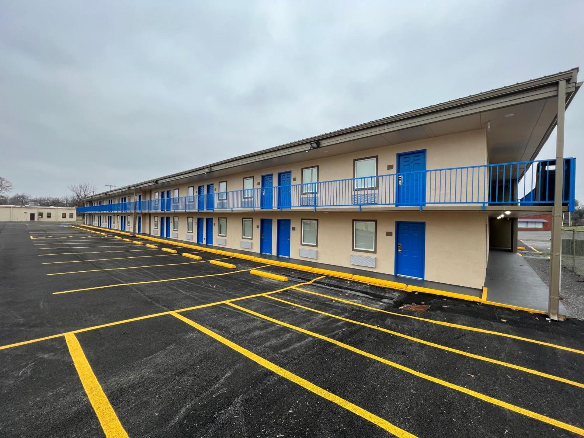 Super 8 by Wyndham Paducah I-24 Exit 4 photo 48