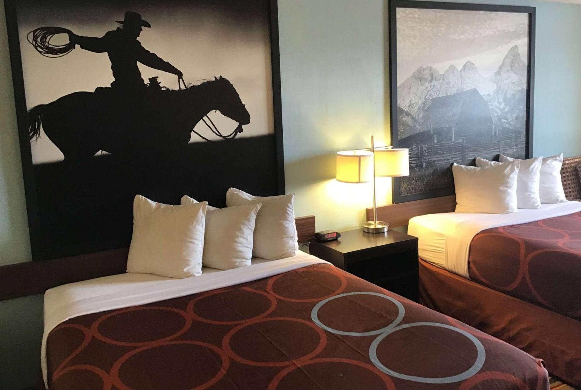 Super 8 by Wyndham Casper East/Evansville photo 13
