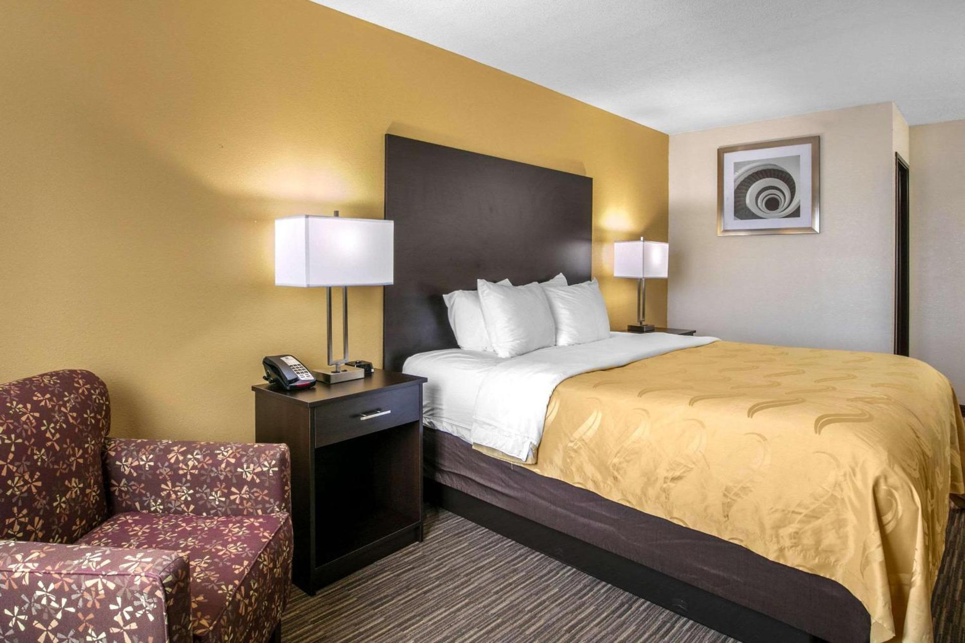 Quality Inn & Suites Metropolis I-24 photo 7