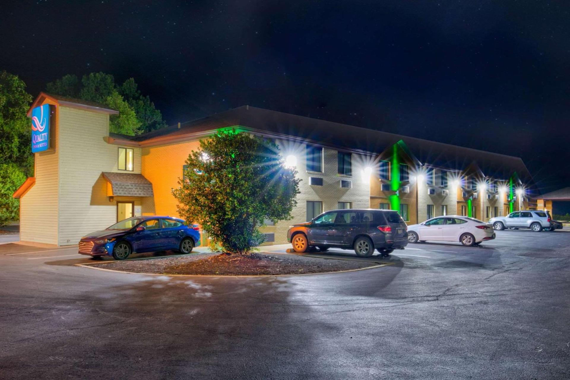 Quality Inn & Suites Metropolis I-24 photo 15
