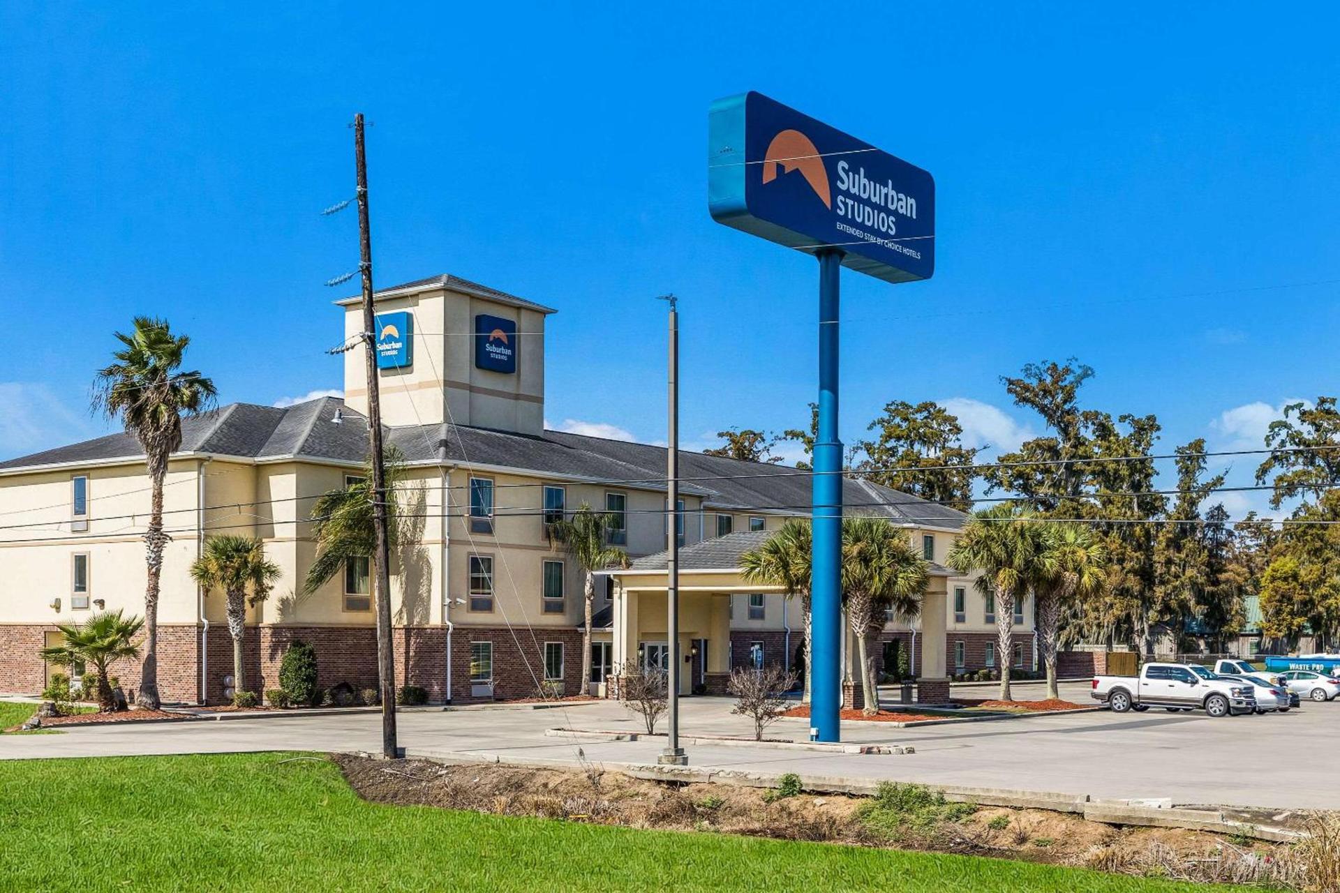 Suburban Studios Berwick - Morgan City photo 4