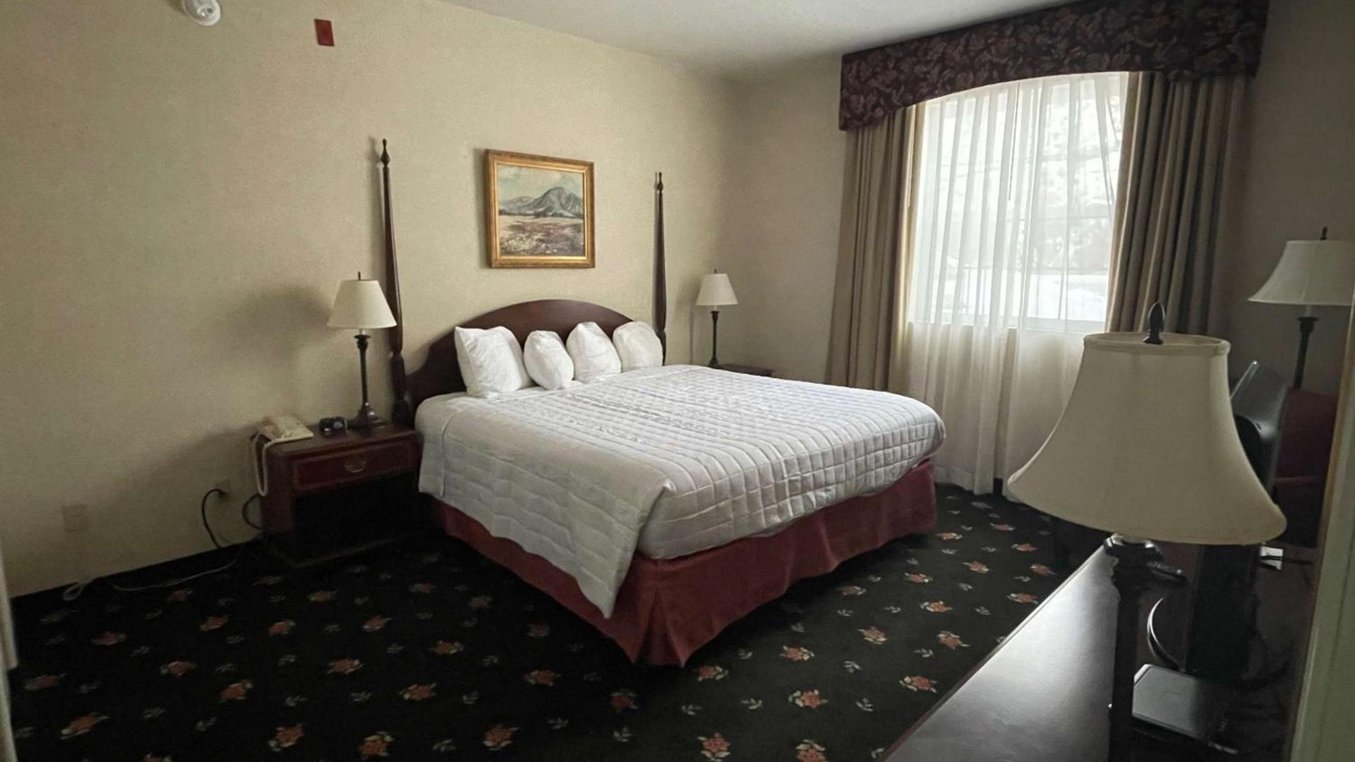 SureStay Hotel by Best Western Eureka photo 5