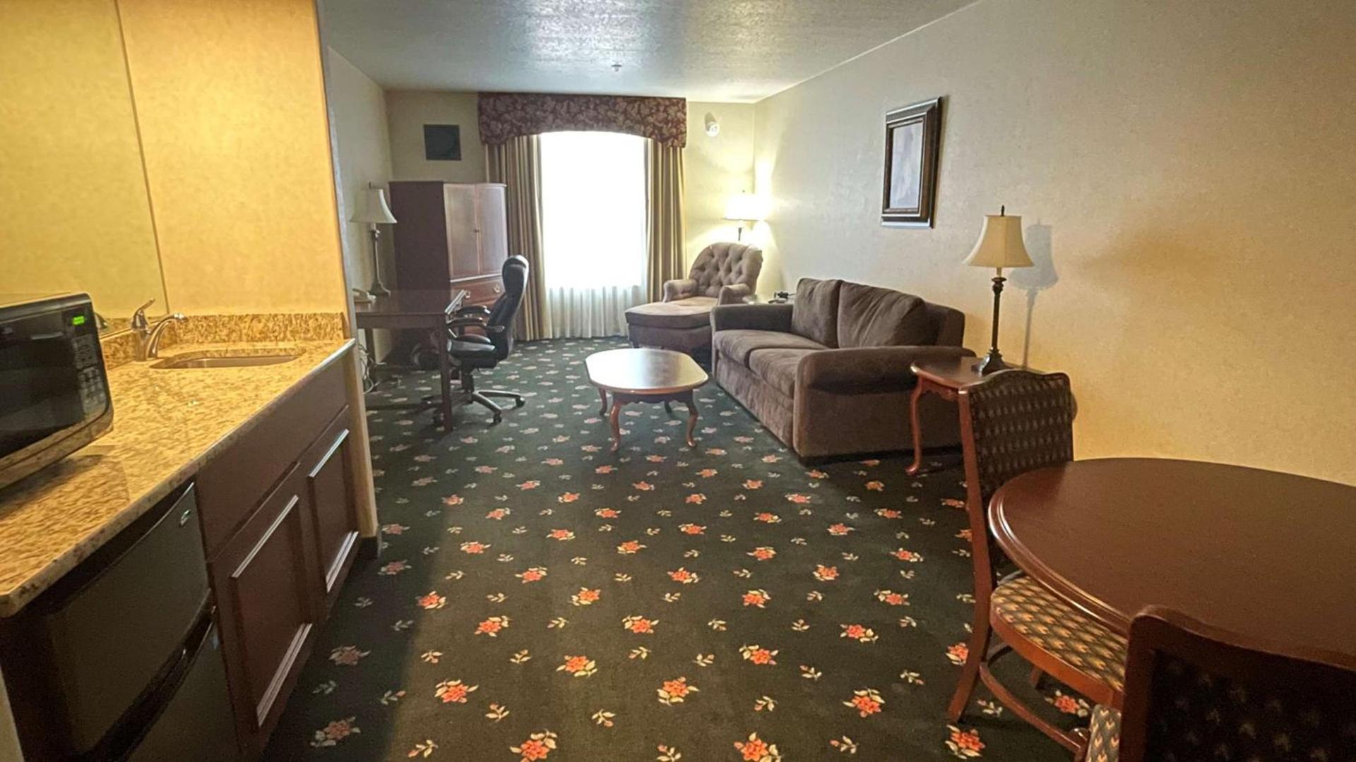 SureStay Hotel by Best Western Eureka photo 7